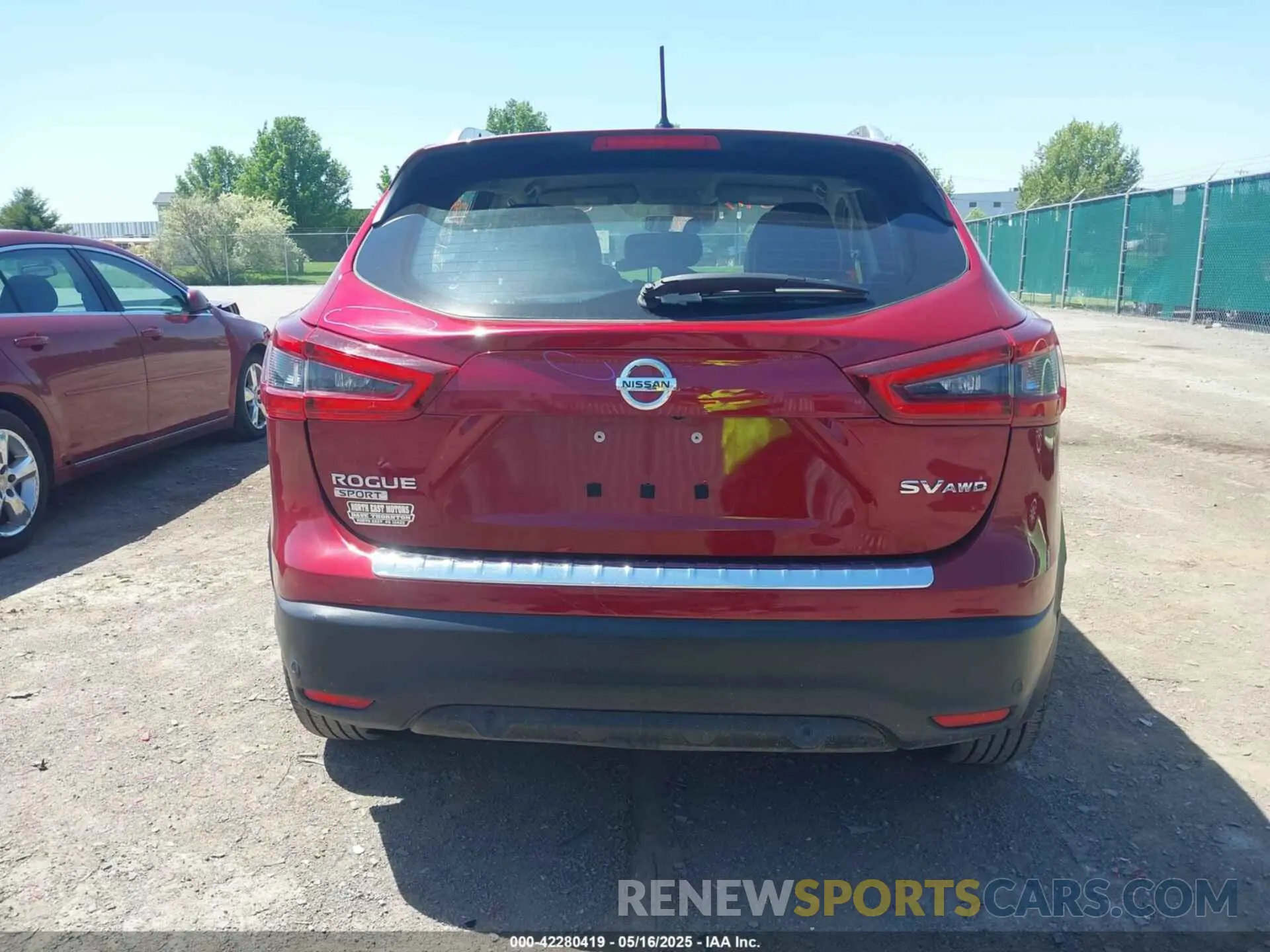 16 fotografías del automóvil dañado JN1BJ1CW4LW387135 NISSAN ROGUE SPORT 2020