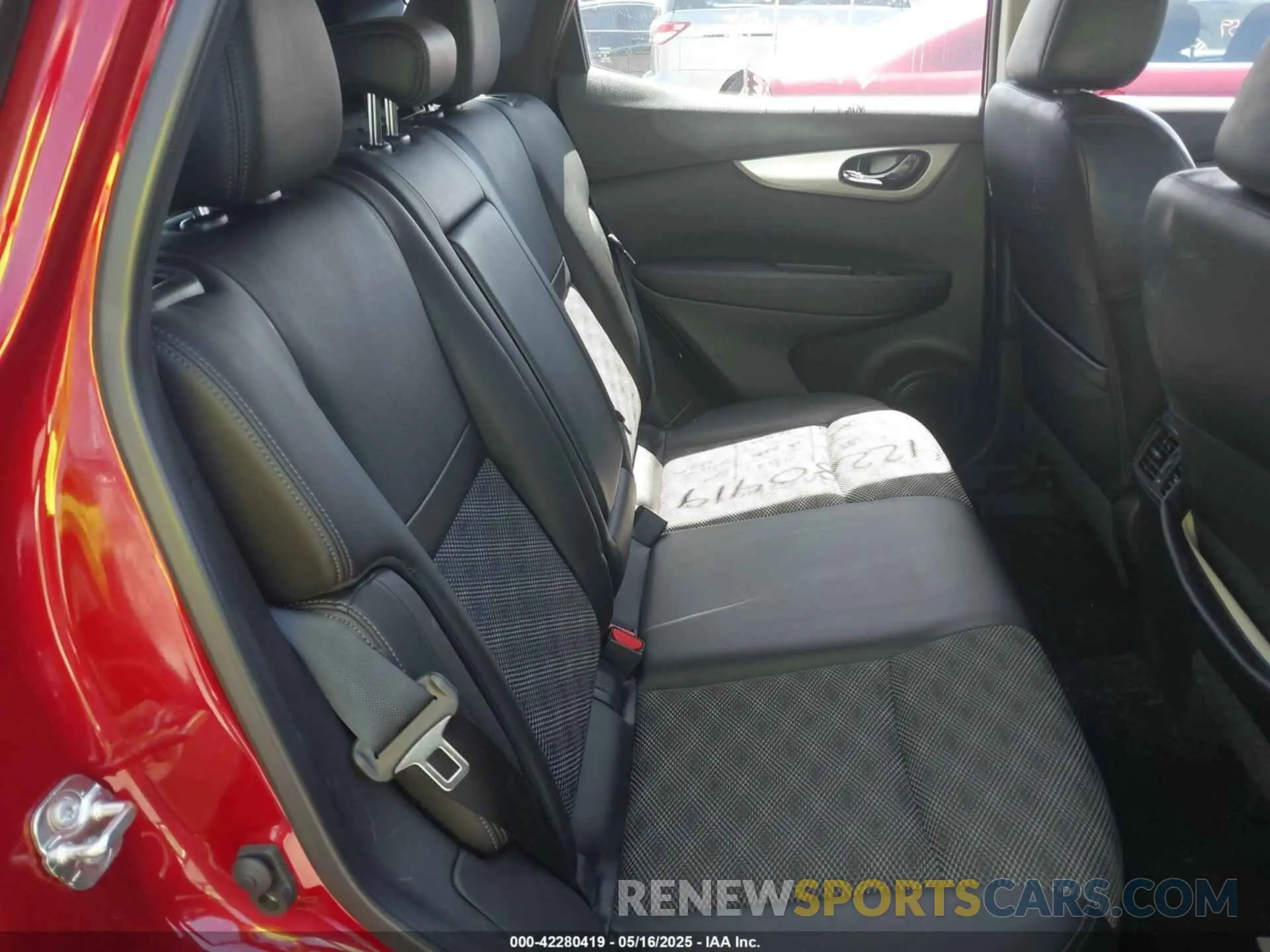 8 fotografías del automóvil dañado JN1BJ1CW4LW387135 NISSAN ROGUE SPORT 2020