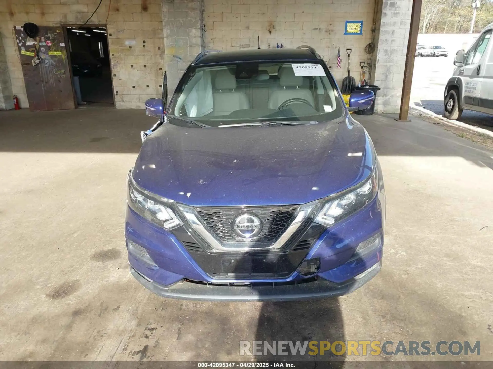 12 fotografías del automóvil dañado JN1BJ1CW4LW388012 NISSAN ROGUE SPORT 2020