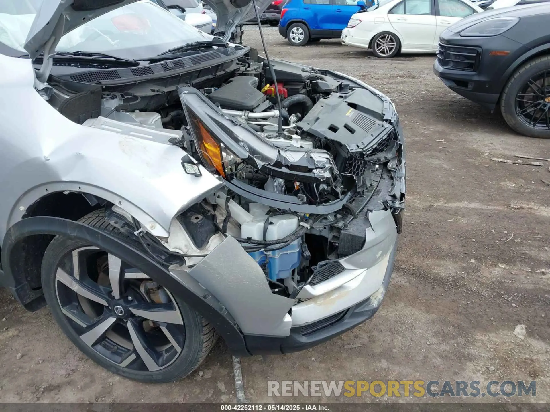 6 fotografías del automóvil dañado JN1BJ1CW5LW373325 NISSAN ROGUE SPORT 2020