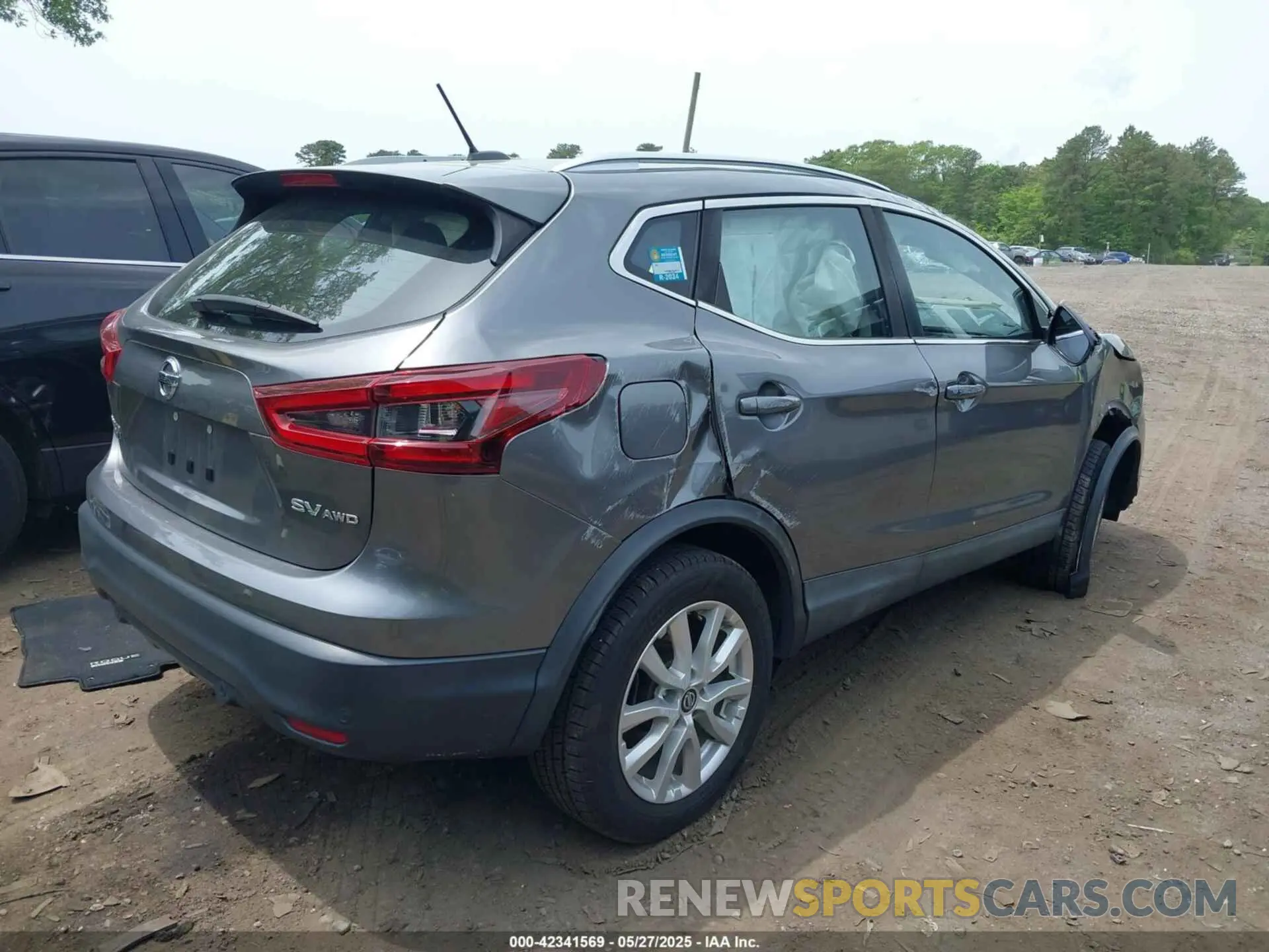 4 fotografías del automóvil dañado JN1BJ1CW6LW378470 NISSAN ROGUE SPORT 2020