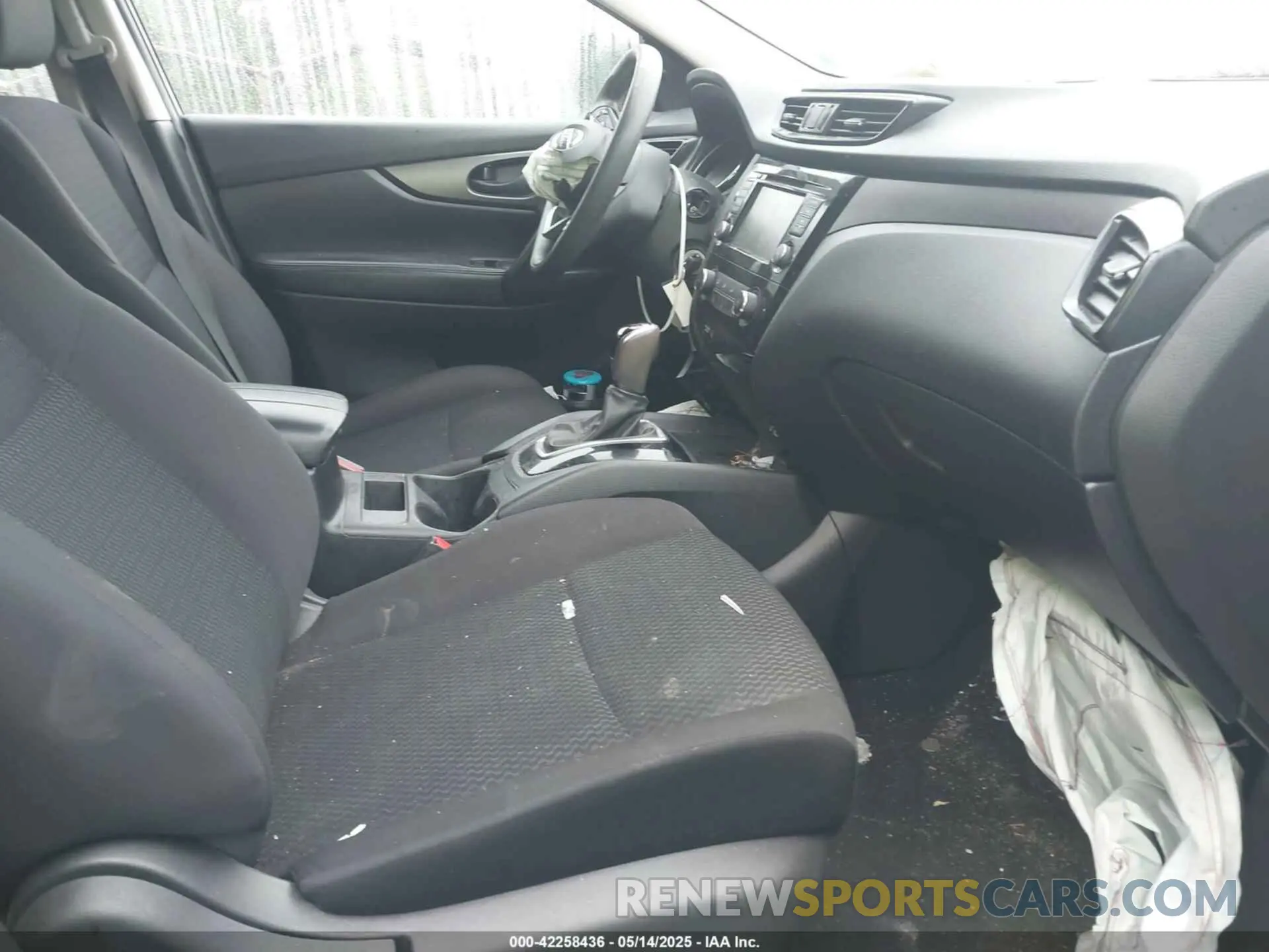 5 fotografías del automóvil dañado JN1BJ1CW8LW644264 NISSAN ROGUE SPORT 2020