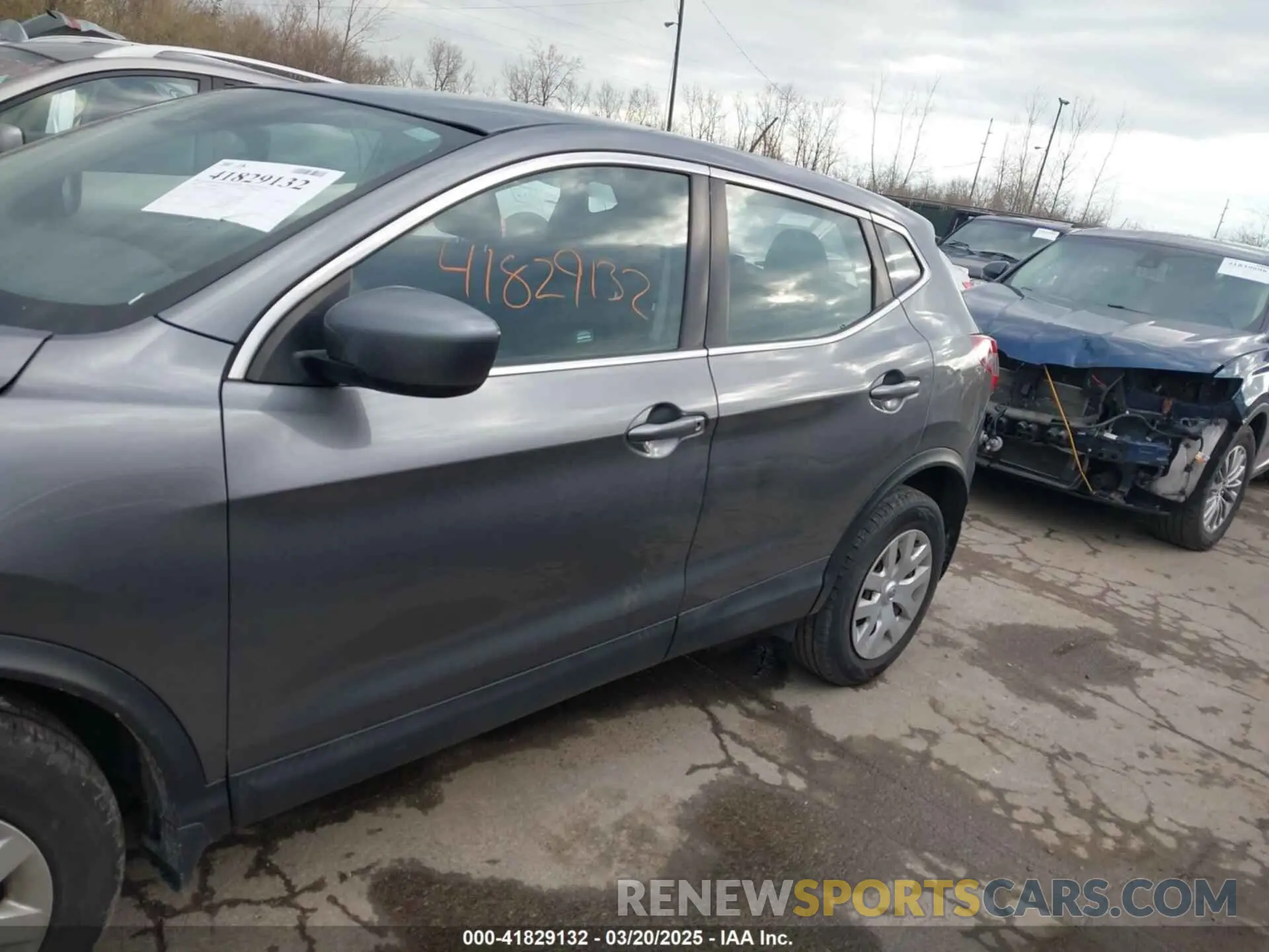 15 fotografías del automóvil dañado JN1BJ1CW8LW644622 NISSAN ROGUE SPORT 2020