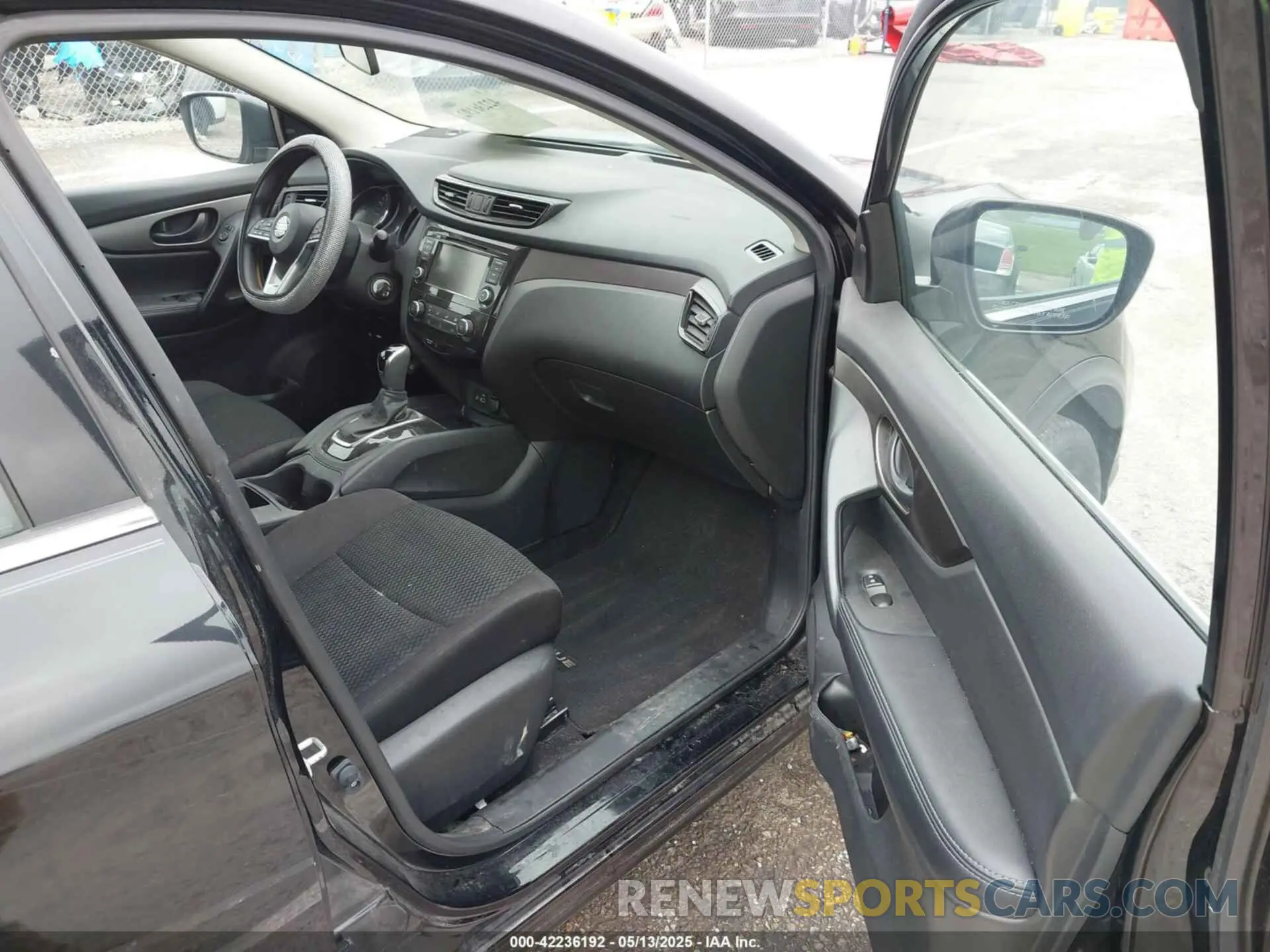 5 fotografías del automóvil dañado JN1BJ1CW9LW647335 NISSAN ROGUE SPORT 2020