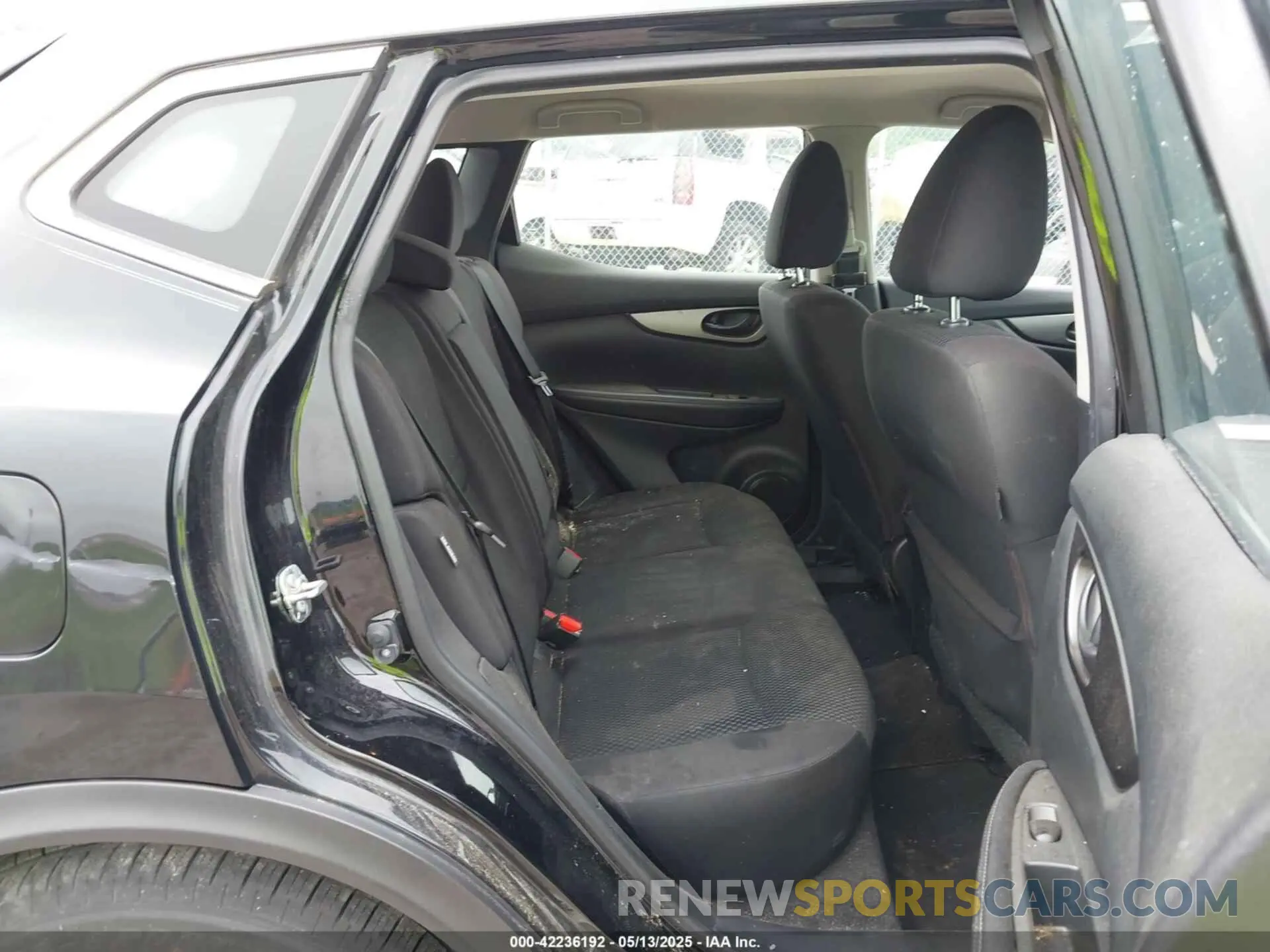 8 fotografías del automóvil dañado JN1BJ1CW9LW647335 NISSAN ROGUE SPORT 2020