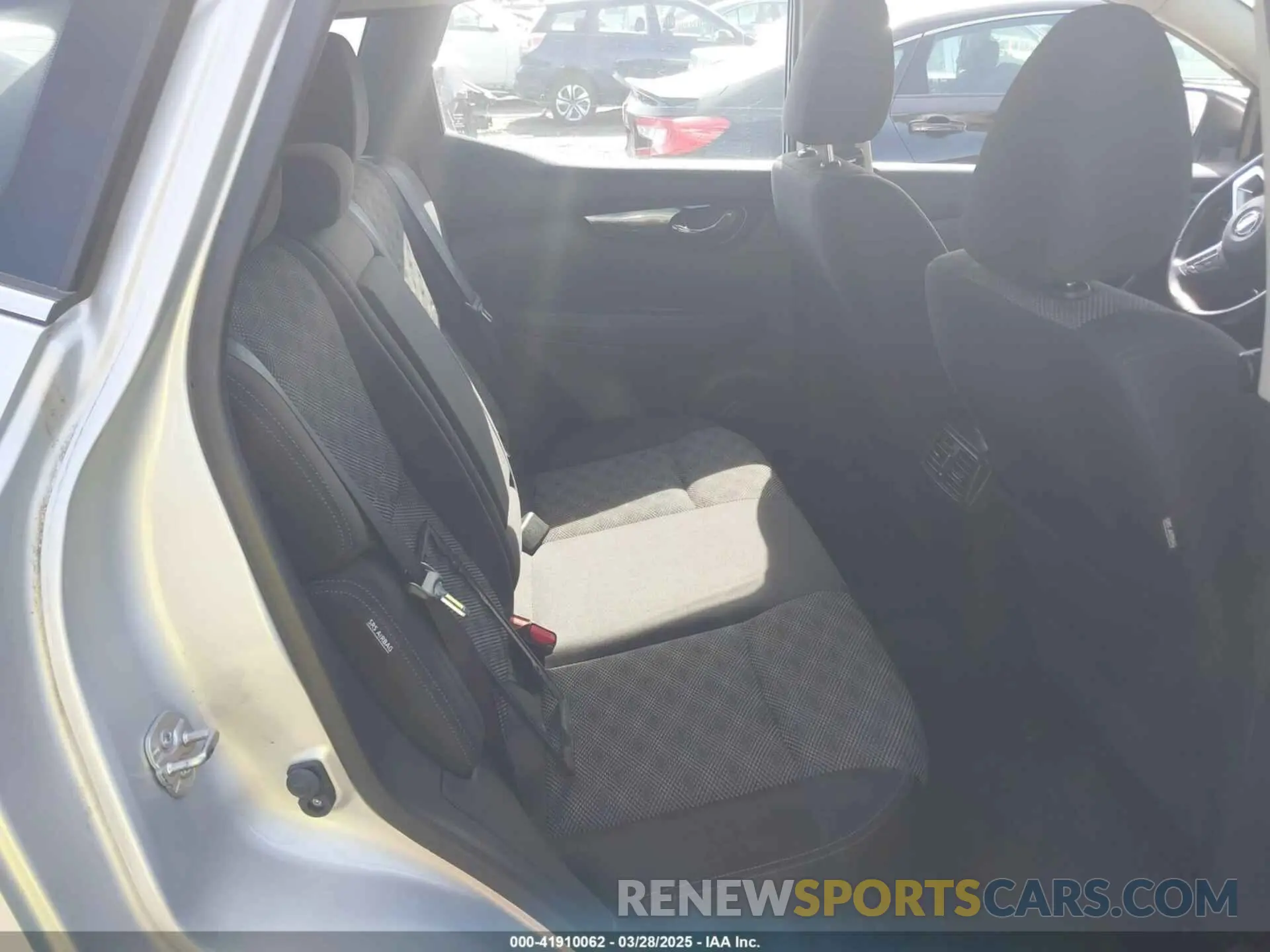8 fotografías del automóvil dañado JN1BJ1CWXLW382408 NISSAN ROGUE SPORT 2020