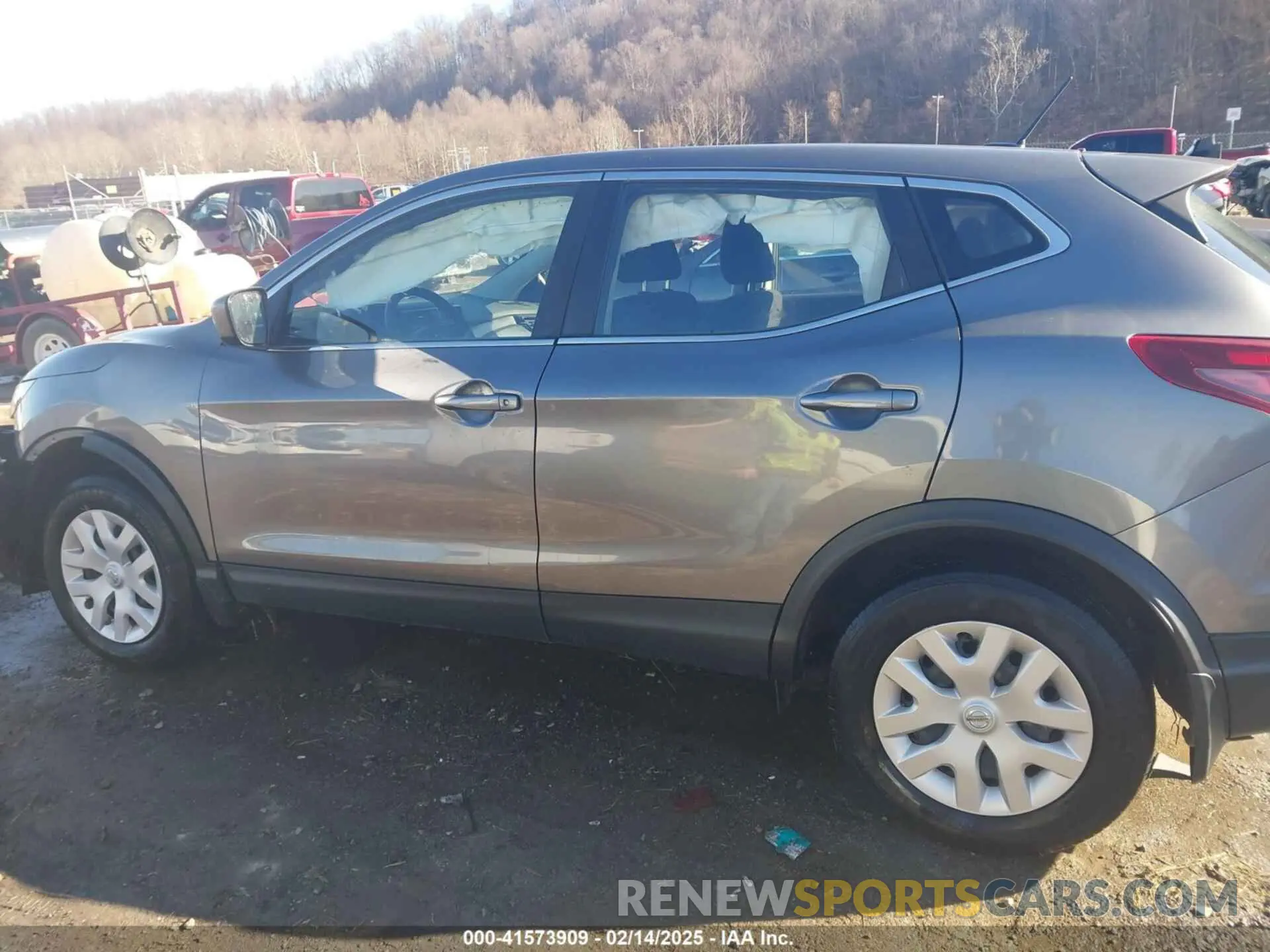 14 fotografías del automóvil dañado JN1BJ1CWXLW386085 NISSAN ROGUE SPORT 2020