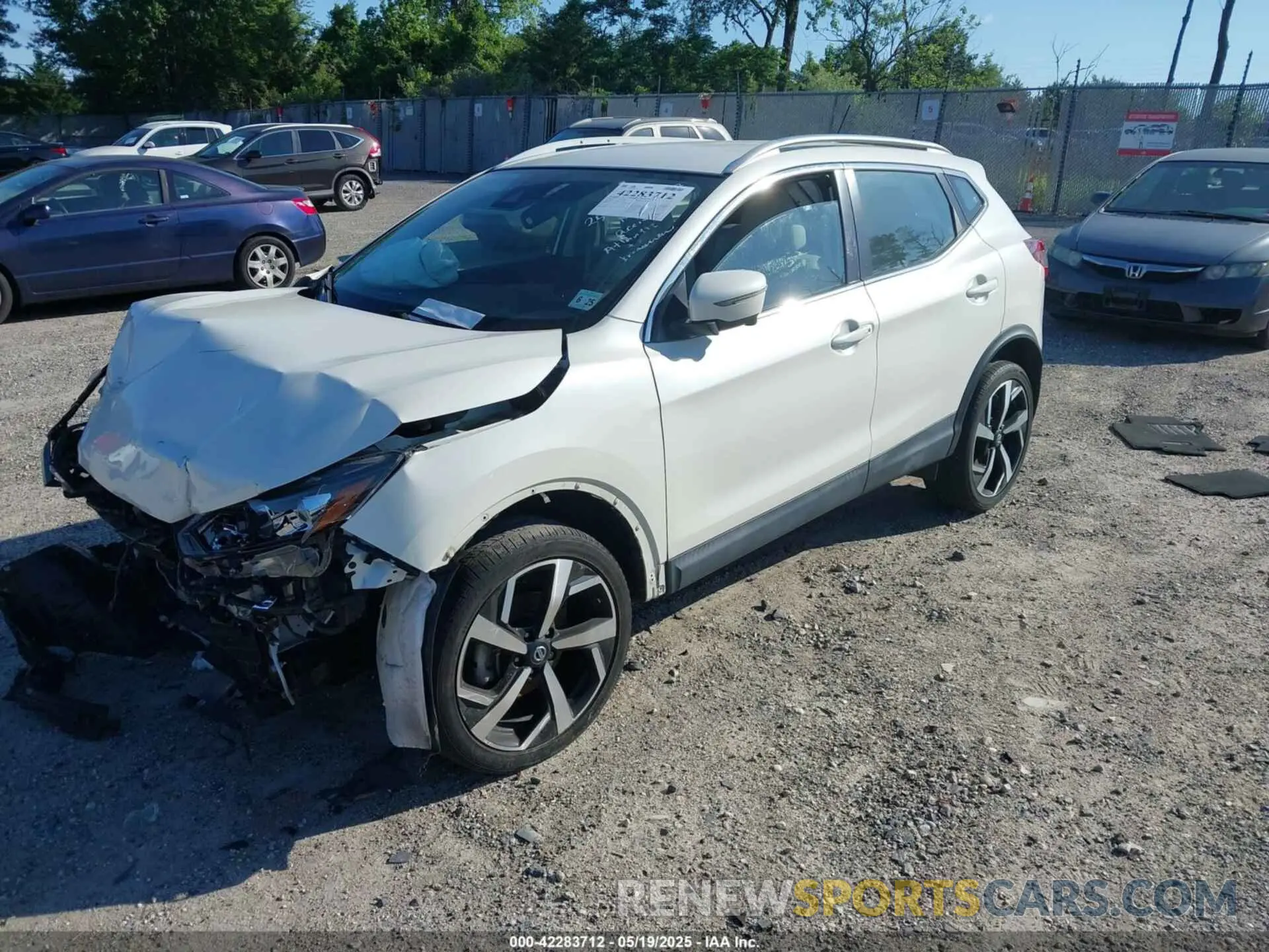 2 fotografías del automóvil dañado JN1BJ1CWXLW644170 NISSAN ROGUE SPORT 2020