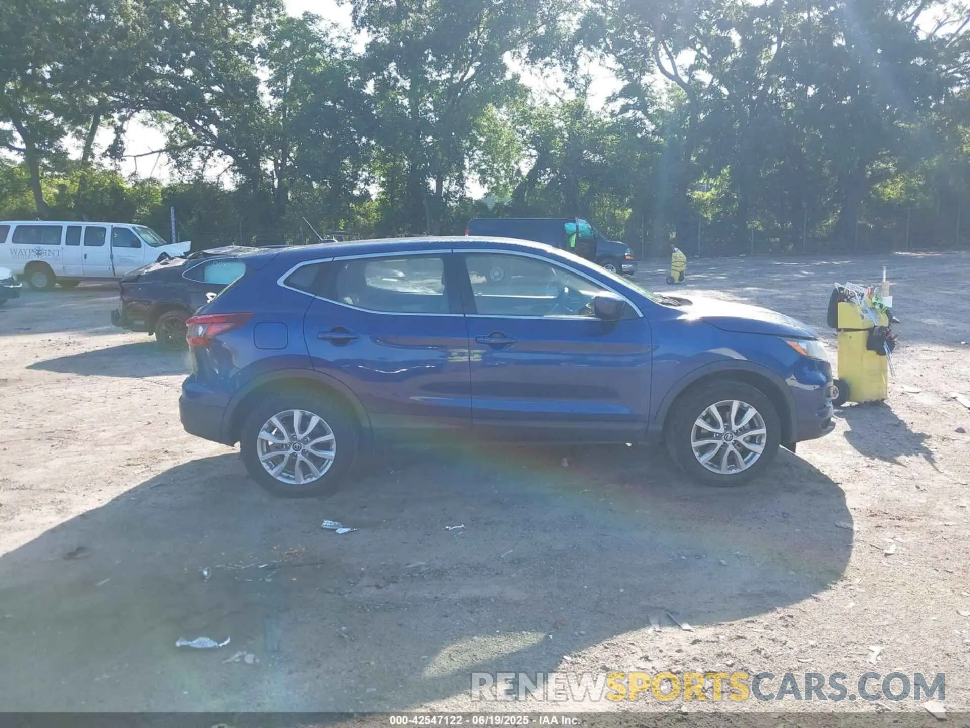 13 fotografías del automóvil dañado JN1BJ1AV0MW300746 NISSAN ROGUE SPORT 2021