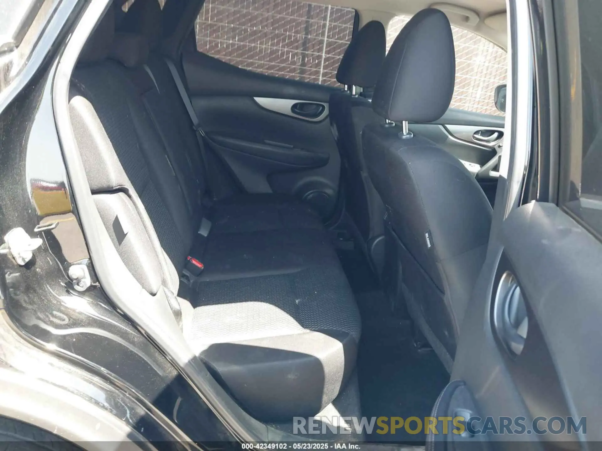 8 fotografías del automóvil dañado JN1BJ1AV0MW305039 NISSAN ROGUE SPORT 2021