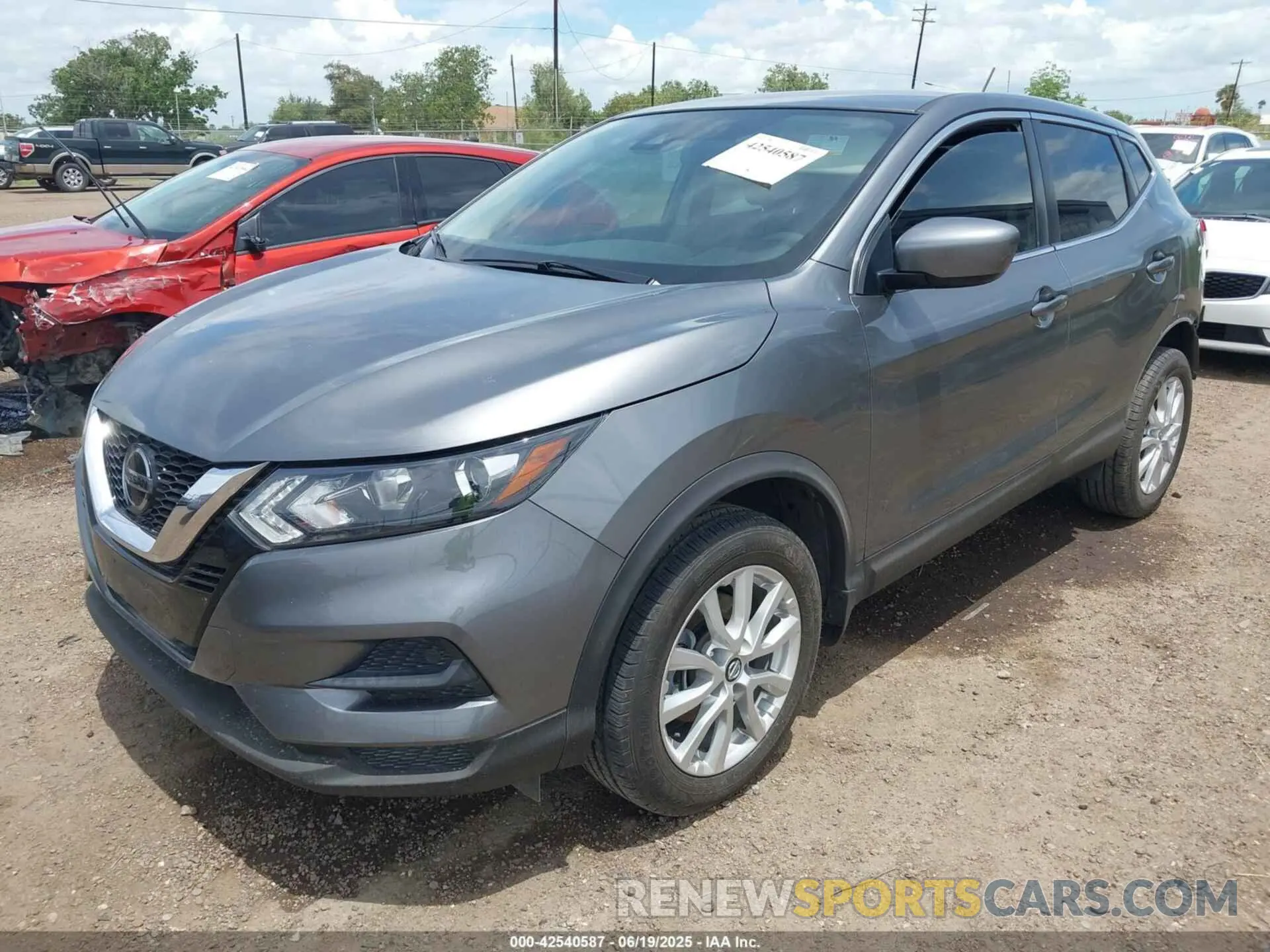 2 fotografías del automóvil dañado JN1BJ1AV1MW569726 NISSAN ROGUE SPORT 2021
