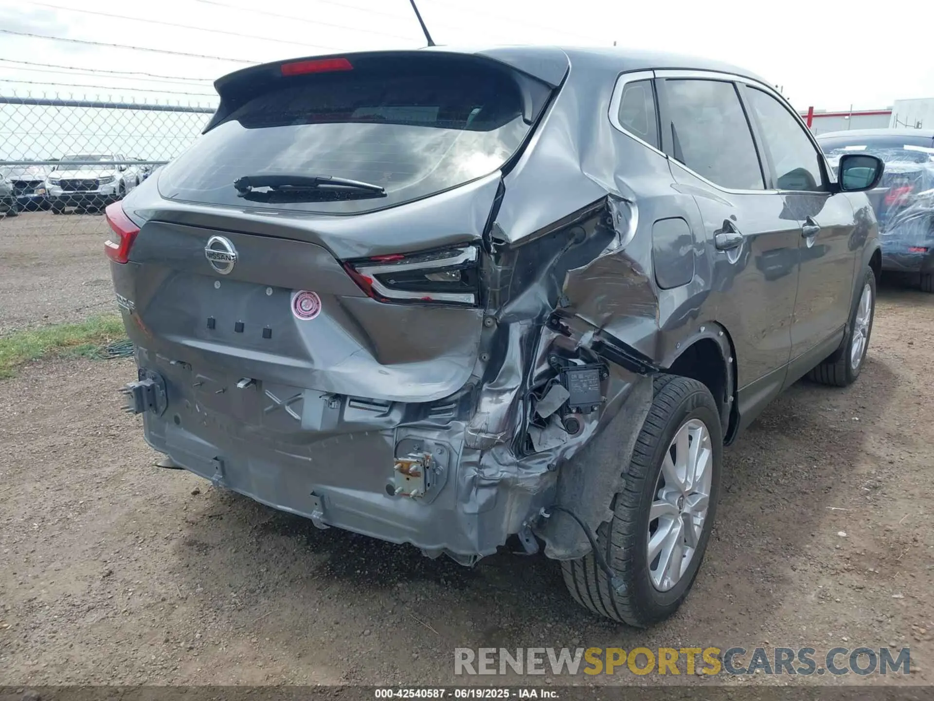 6 fotografías del automóvil dañado JN1BJ1AV1MW569726 NISSAN ROGUE SPORT 2021