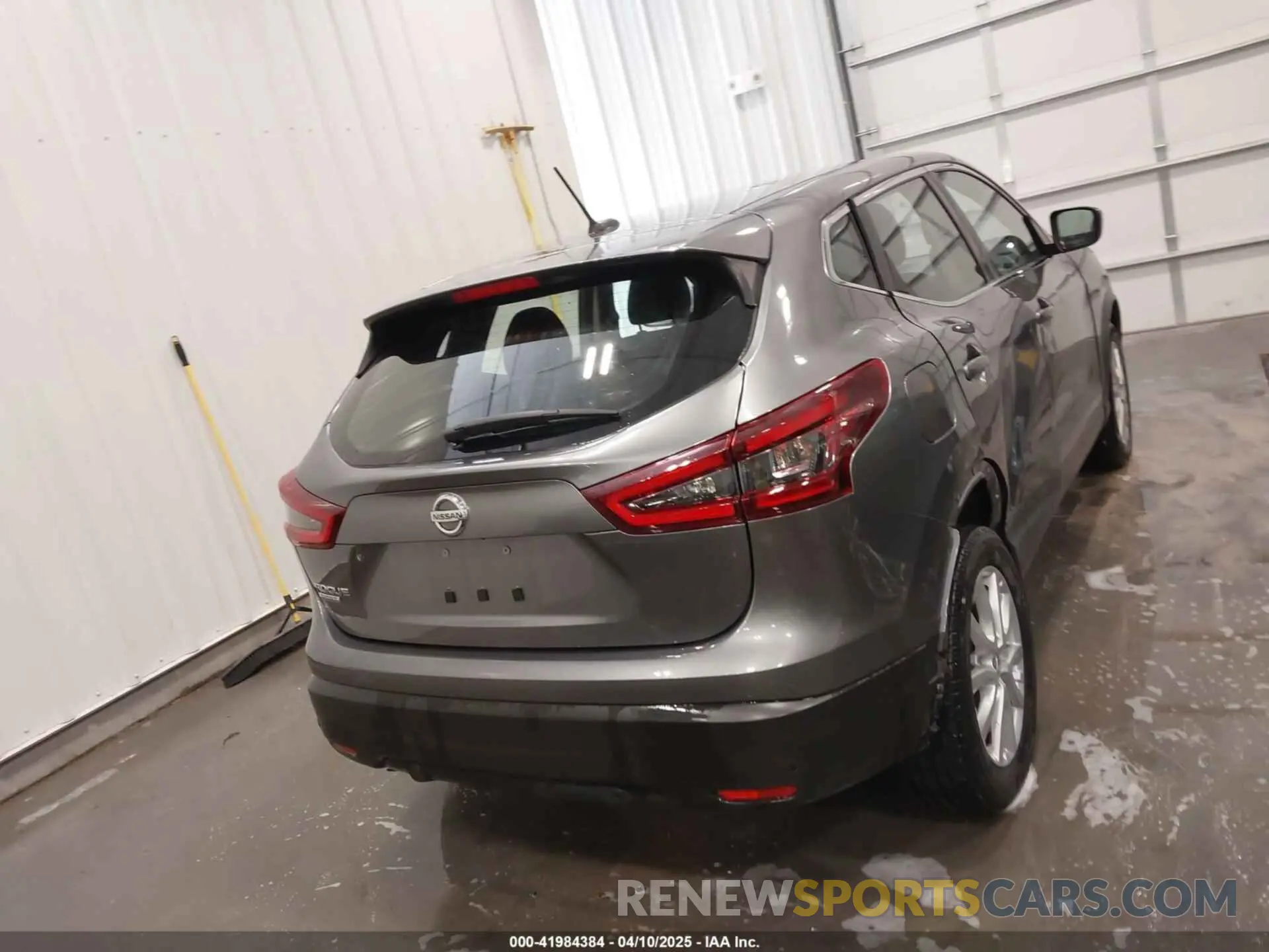 17 fotografías del automóvil dañado JN1BJ1AV2MW567516 NISSAN ROGUE SPORT 2021