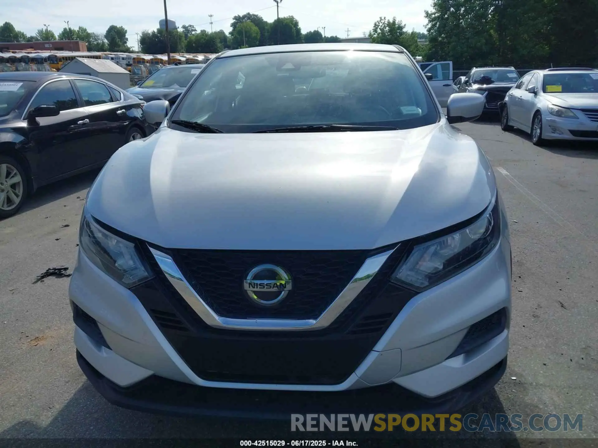 12 fotografías del automóvil dañado JN1BJ1AV3MW562213 NISSAN ROGUE SPORT 2021