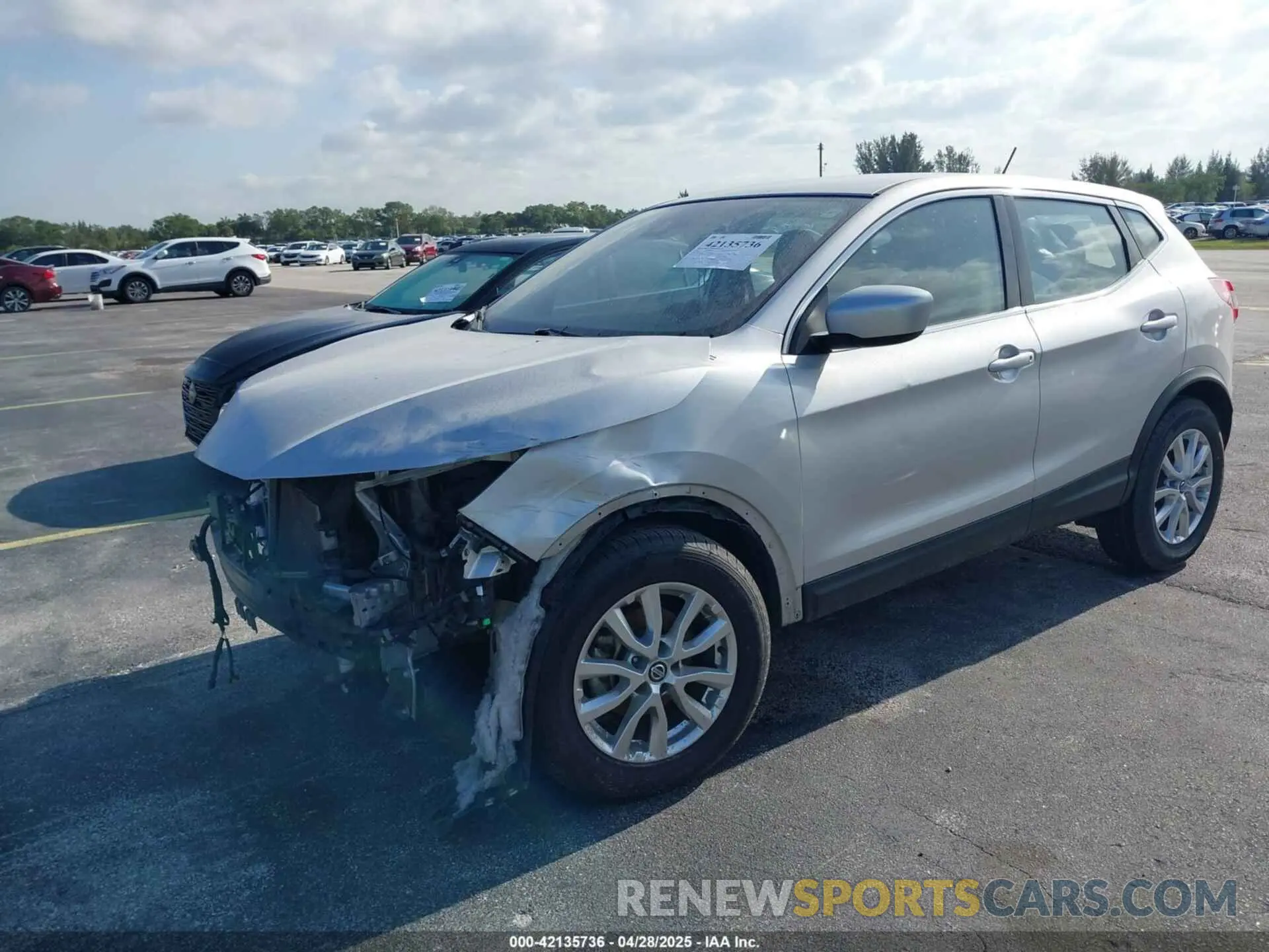 2 fotografías del automóvil dañado JN1BJ1AV4MW560454 NISSAN ROGUE SPORT 2021