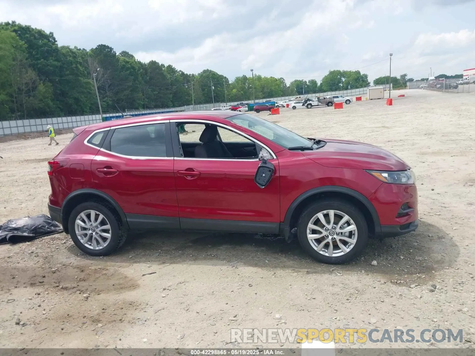 13 fotografías del automóvil dañado JN1BJ1AV5MW318188 NISSAN ROGUE SPORT 2021