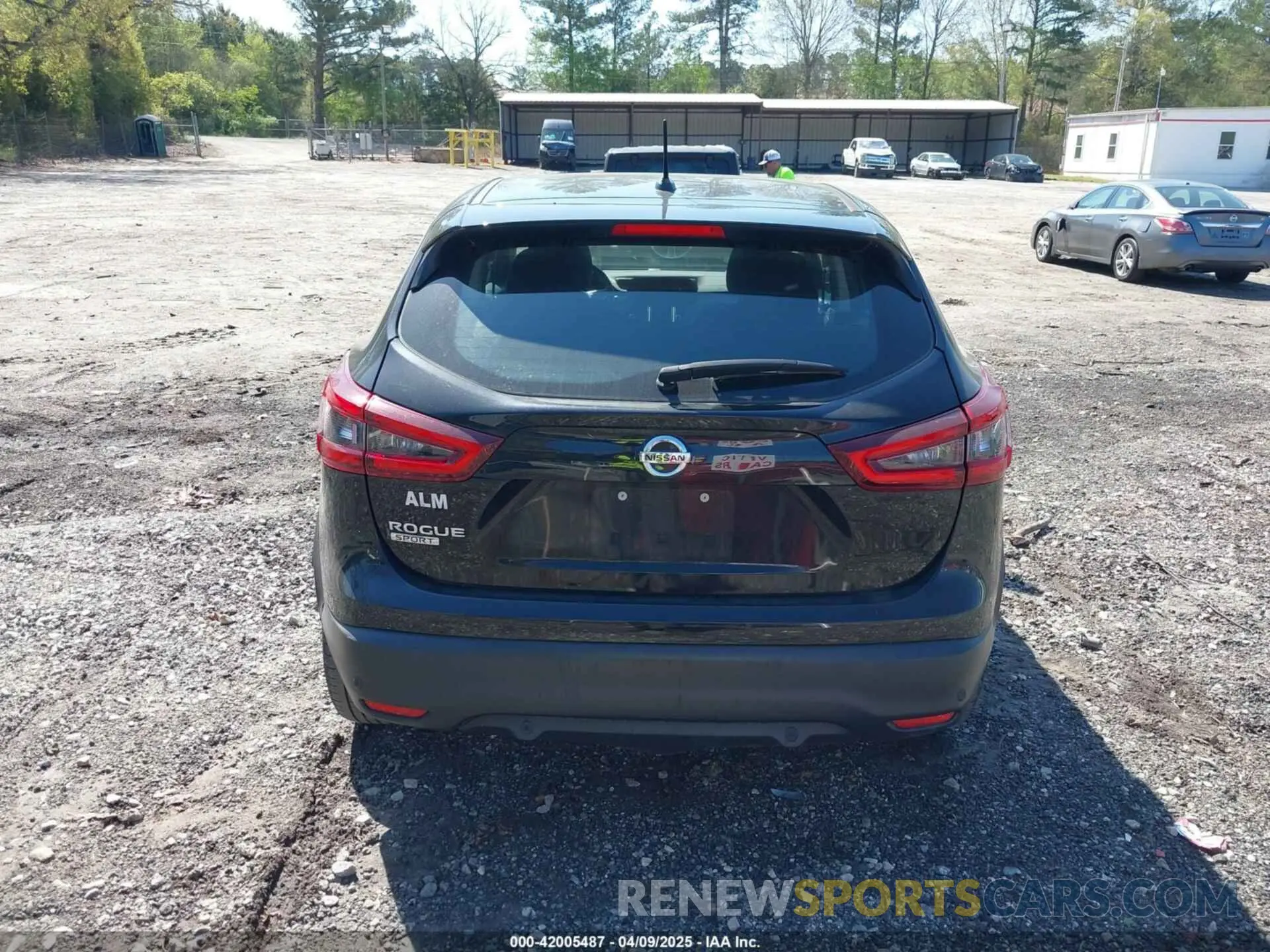 16 fotografías del automóvil dañado JN1BJ1AV7MW313283 NISSAN ROGUE SPORT 2021