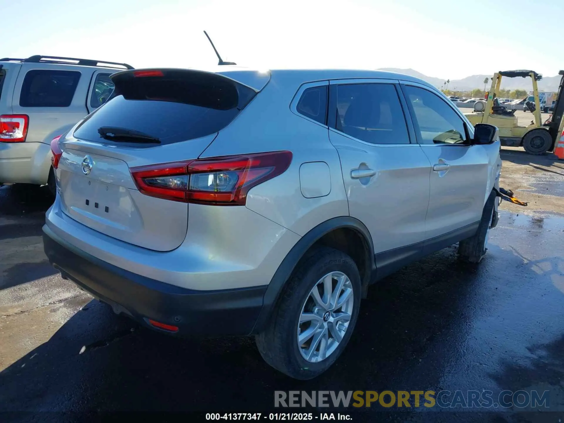 4 fotografías del automóvil dañado JN1BJ1AV9MW302012 NISSAN ROGUE SPORT 2021