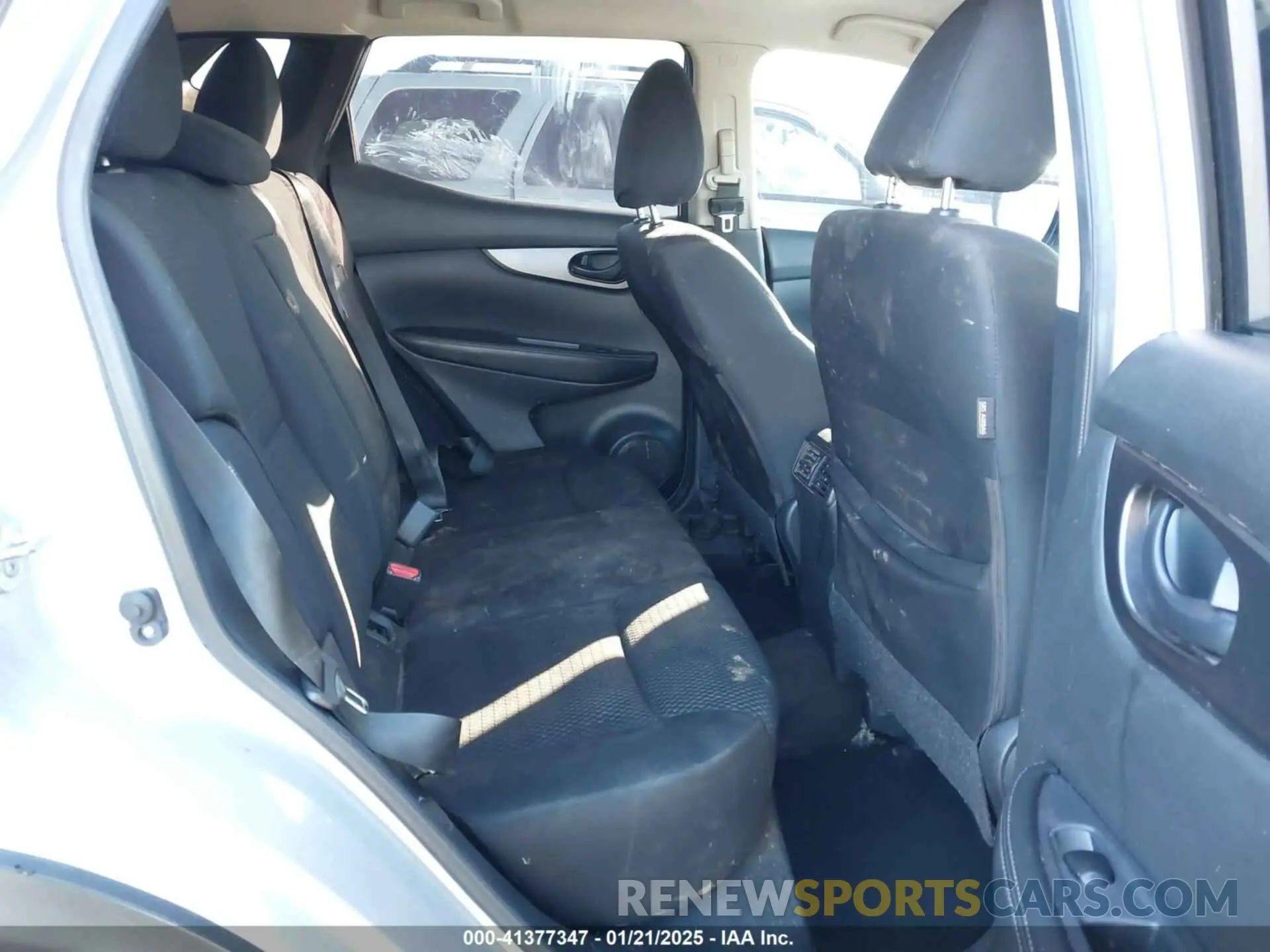 8 fotografías del automóvil dañado JN1BJ1AV9MW302012 NISSAN ROGUE SPORT 2021