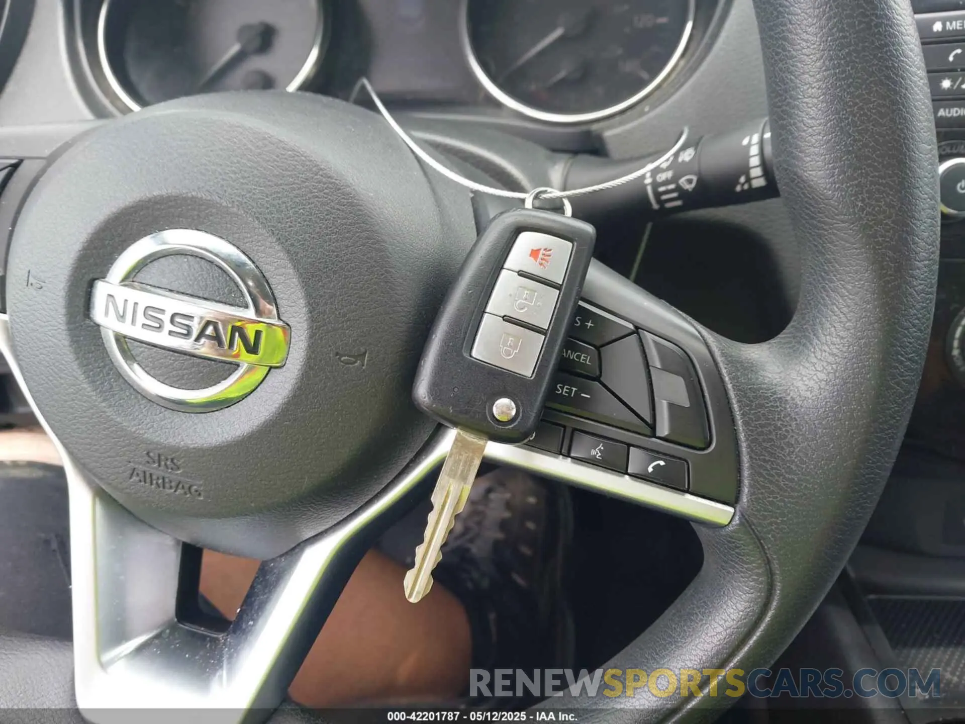 11 fotografías del automóvil dañado JN1BJ1AV9MW306867 NISSAN ROGUE SPORT 2021