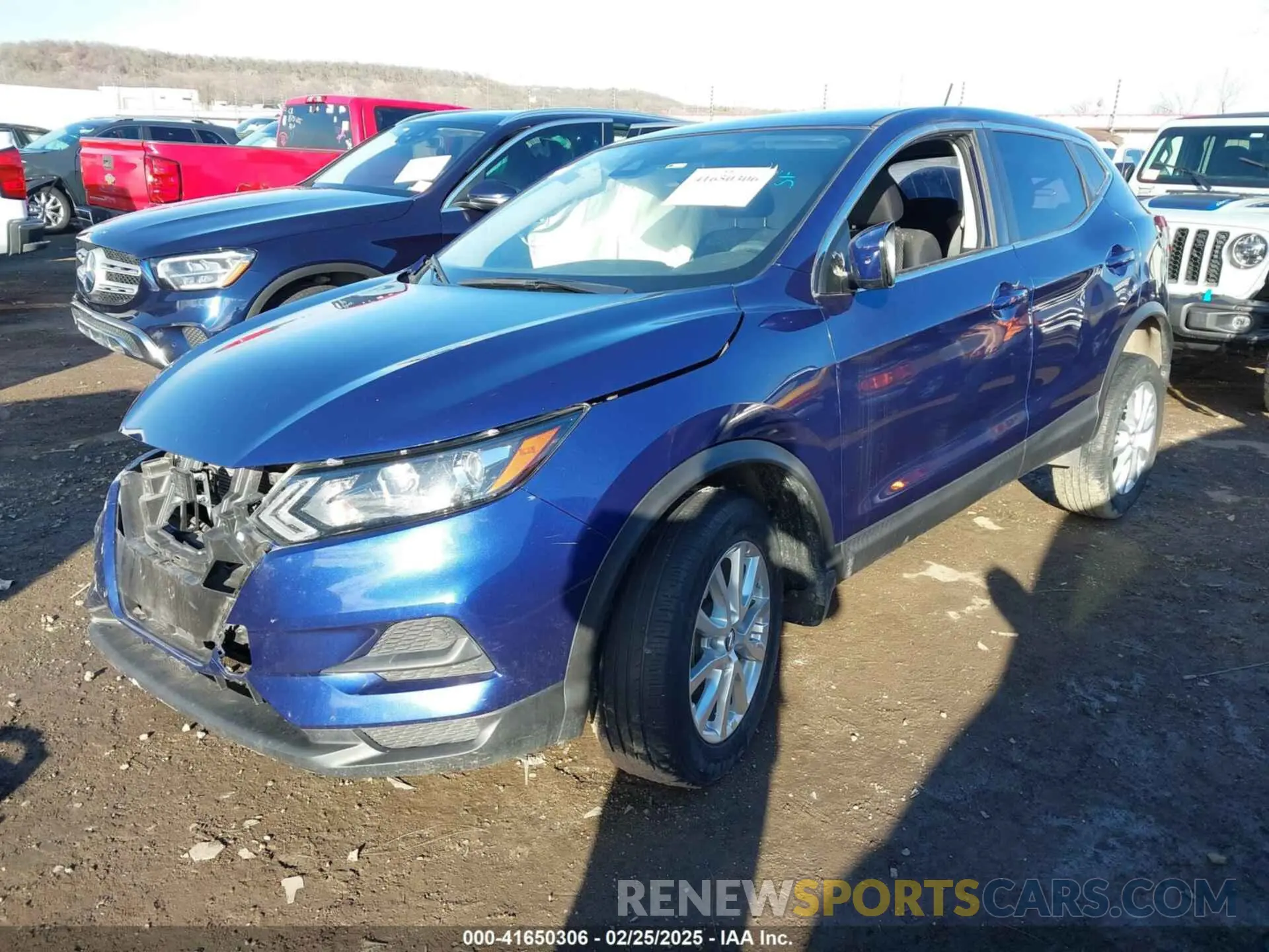 2 fotografías del automóvil dañado JN1BJ1AVXMW302729 NISSAN ROGUE SPORT 2021