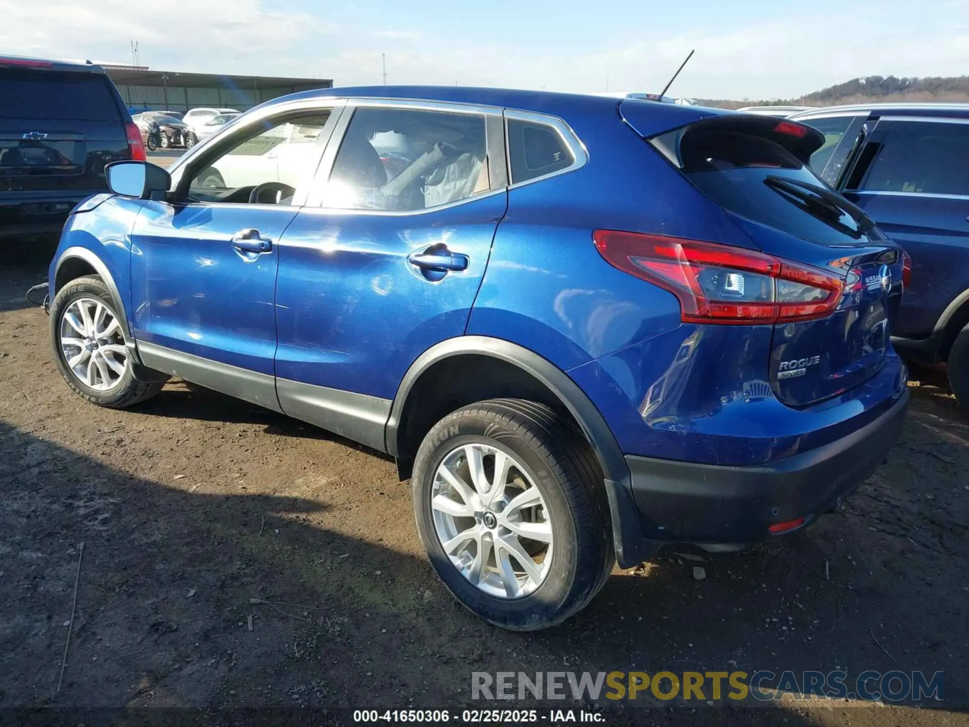 3 fotografías del automóvil dañado JN1BJ1AVXMW302729 NISSAN ROGUE SPORT 2021