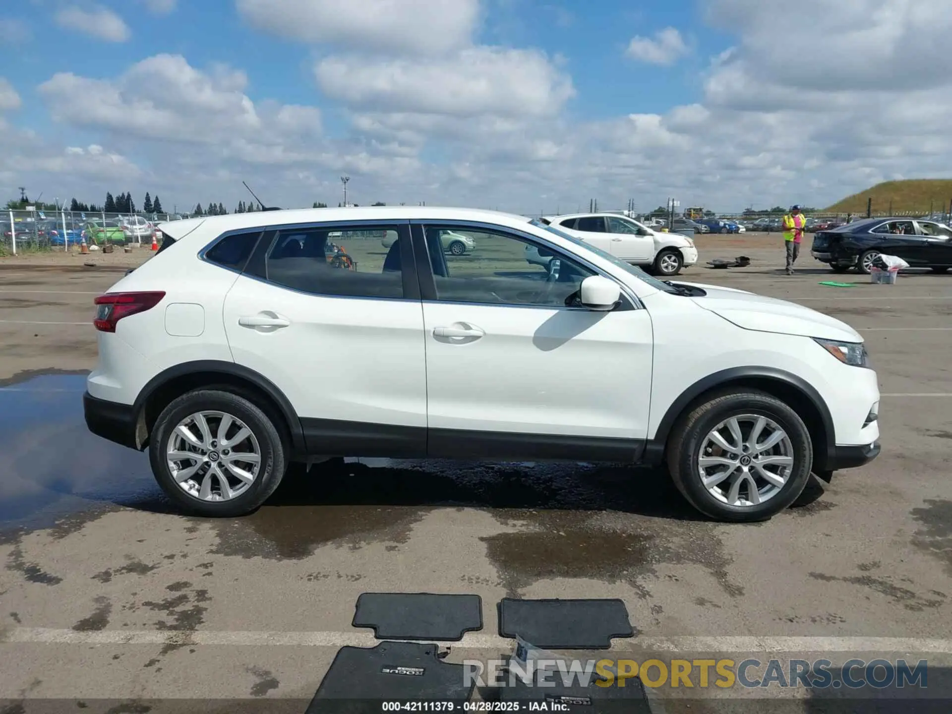 13 fotografías del automóvil dañado JN1BJ1AW2MW425613 NISSAN ROGUE SPORT 2021