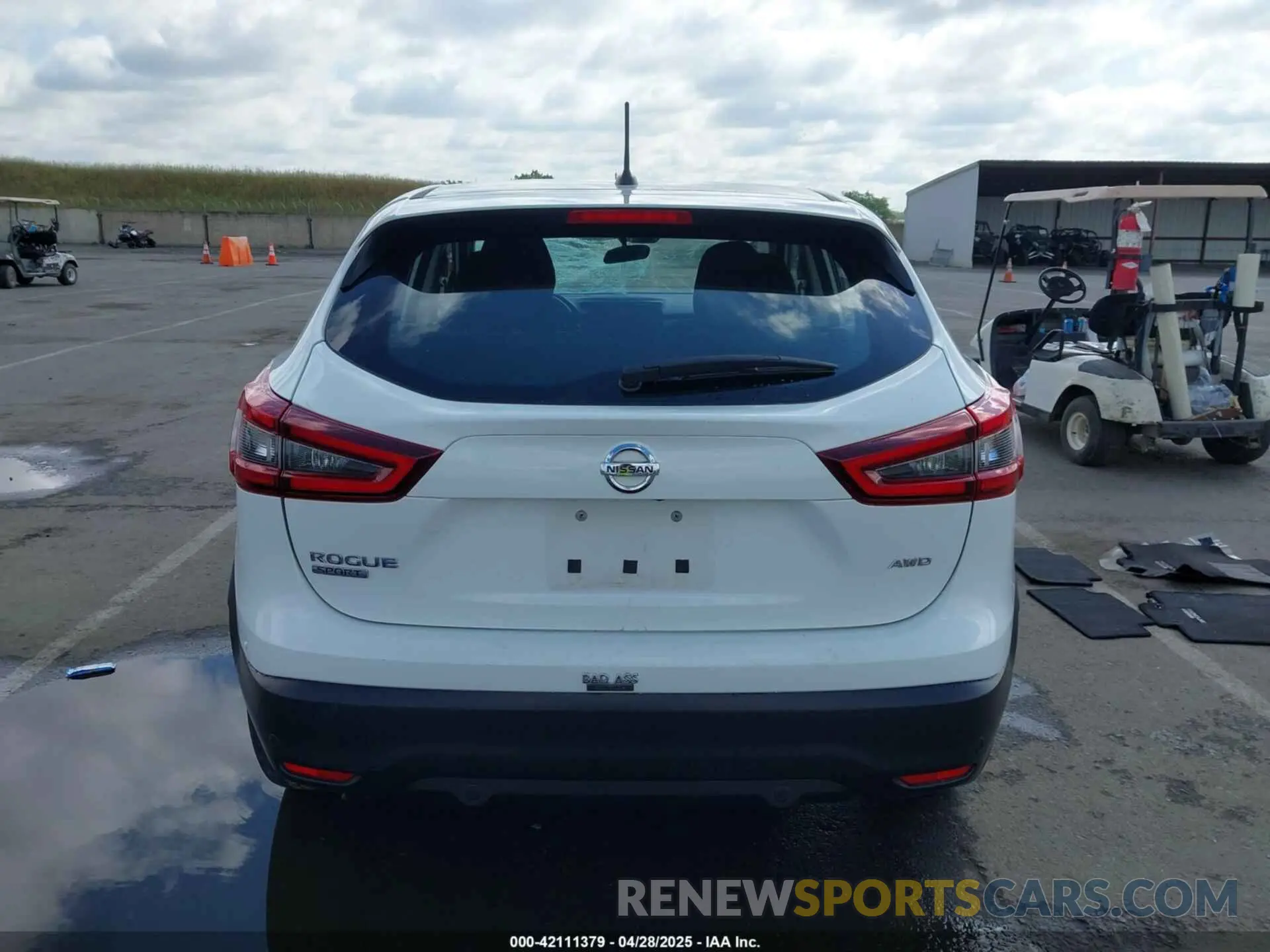 16 fotografías del automóvil dañado JN1BJ1AW2MW425613 NISSAN ROGUE SPORT 2021