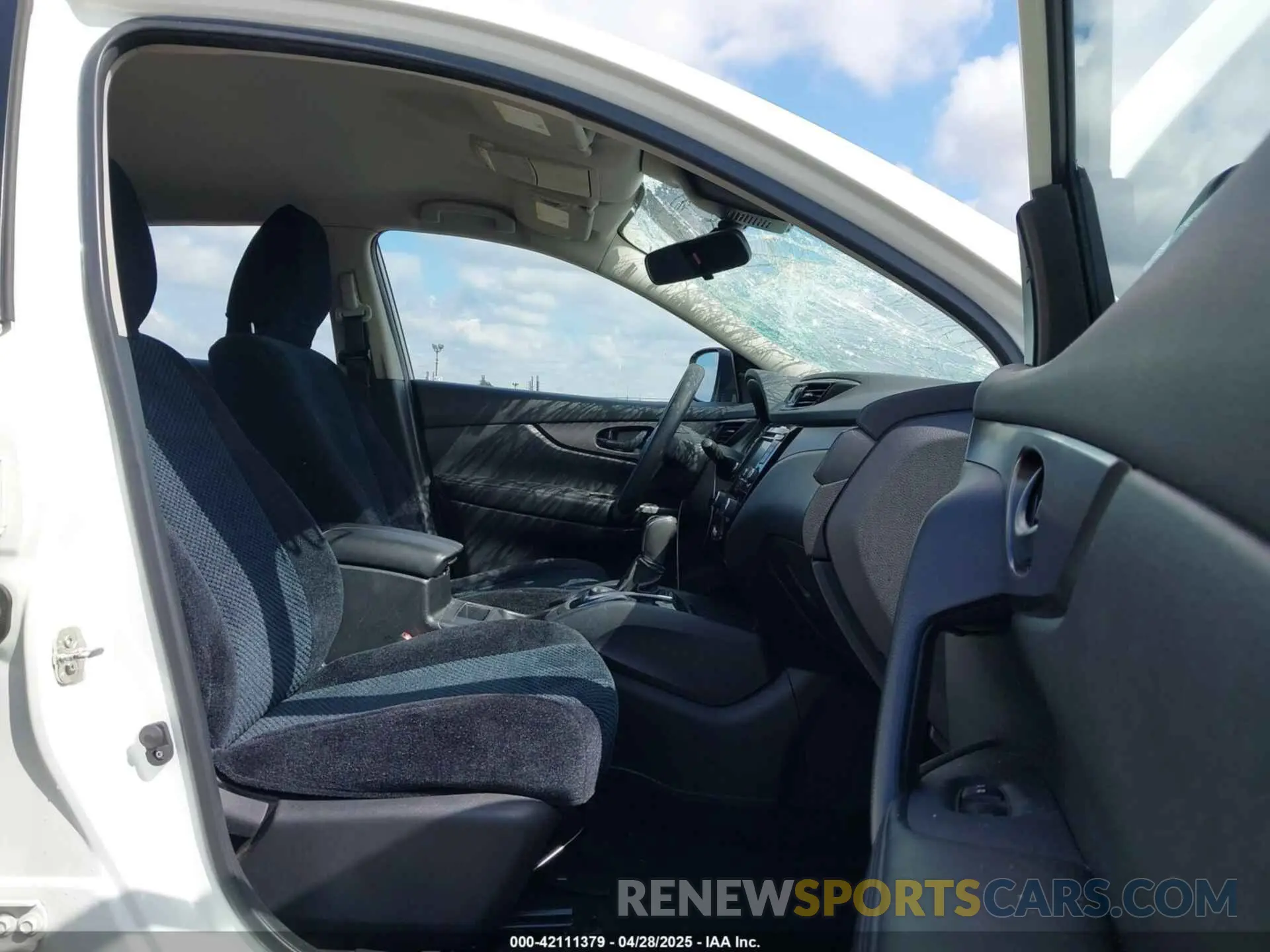 5 fotografías del automóvil dañado JN1BJ1AW2MW425613 NISSAN ROGUE SPORT 2021
