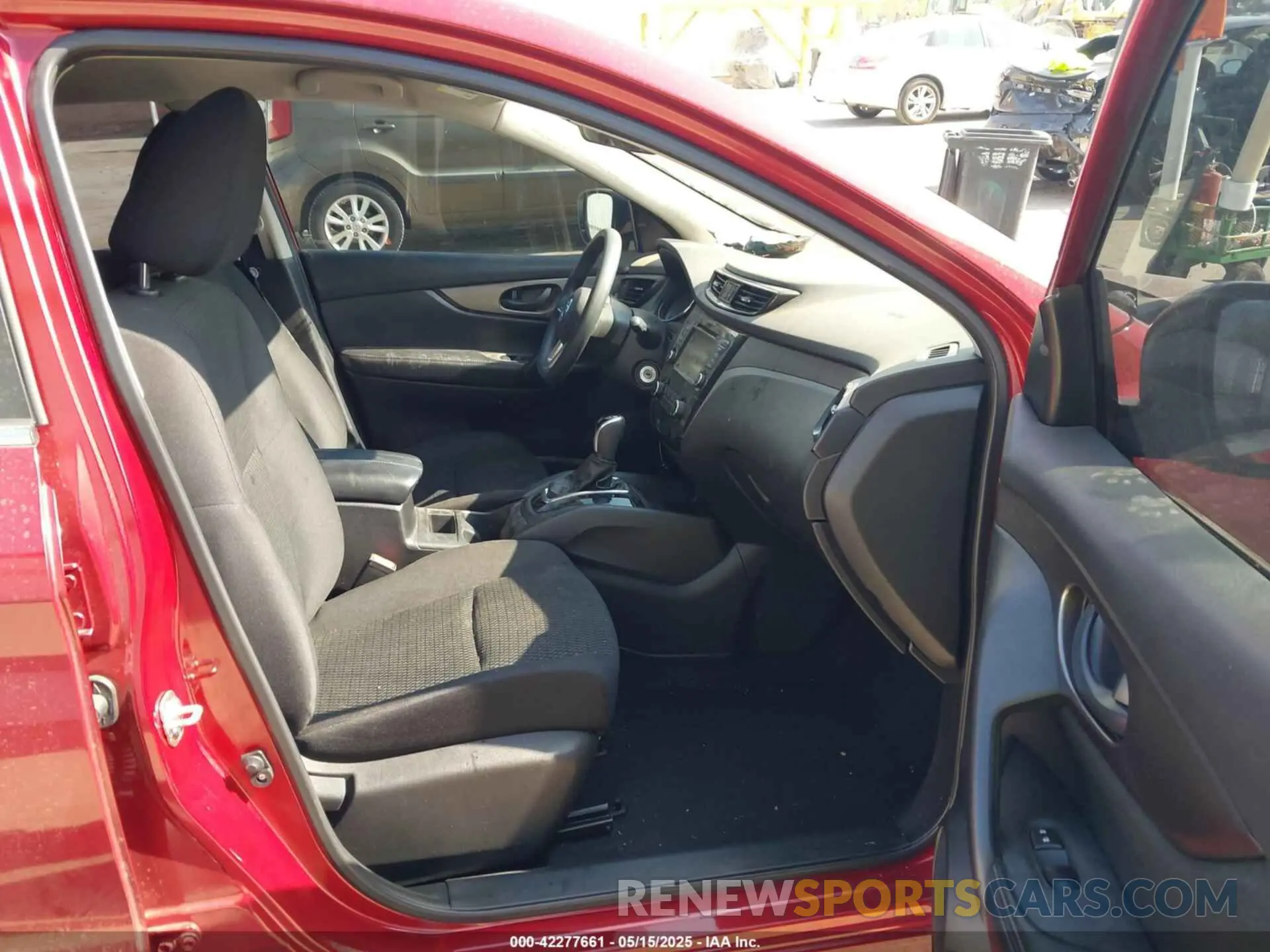 5 fotografías del automóvil dañado JN1BJ1AW2MW442007 NISSAN ROGUE SPORT 2021