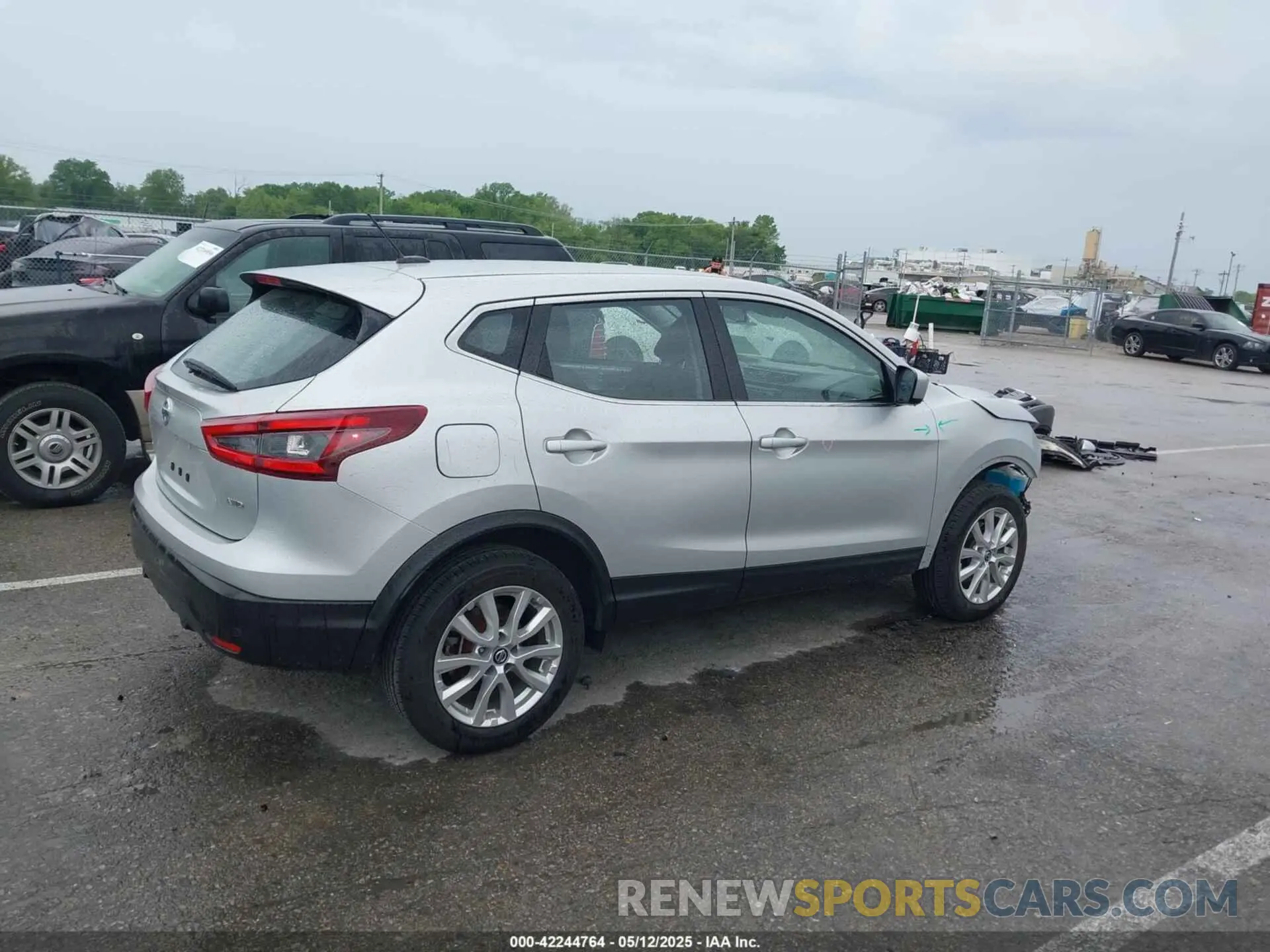 14 fotografías del automóvil dañado JN1BJ1AW3MW665169 NISSAN ROGUE SPORT 2021