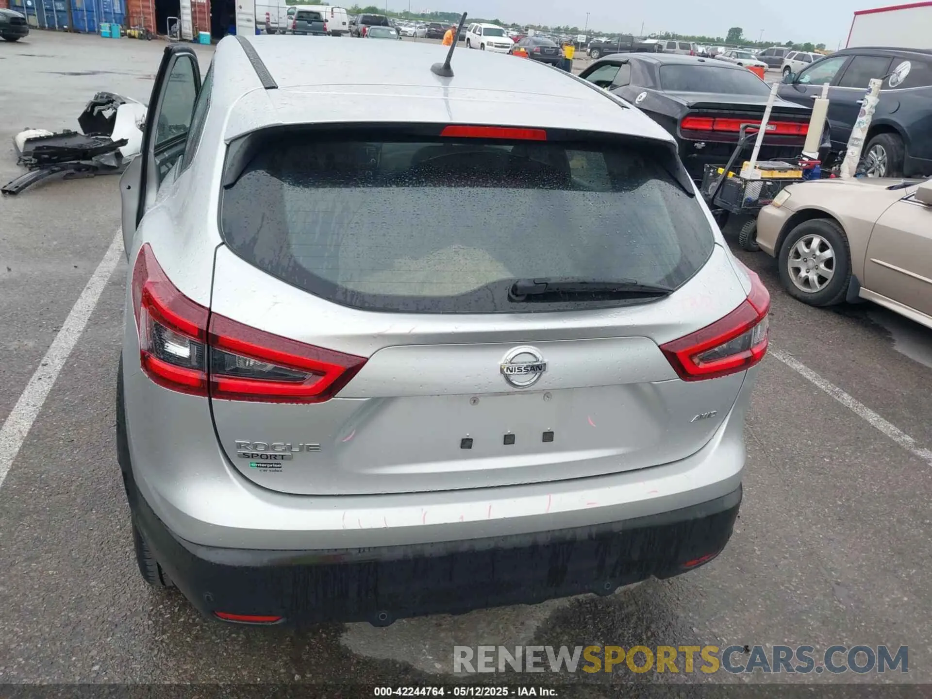 17 fotografías del automóvil dañado JN1BJ1AW3MW665169 NISSAN ROGUE SPORT 2021