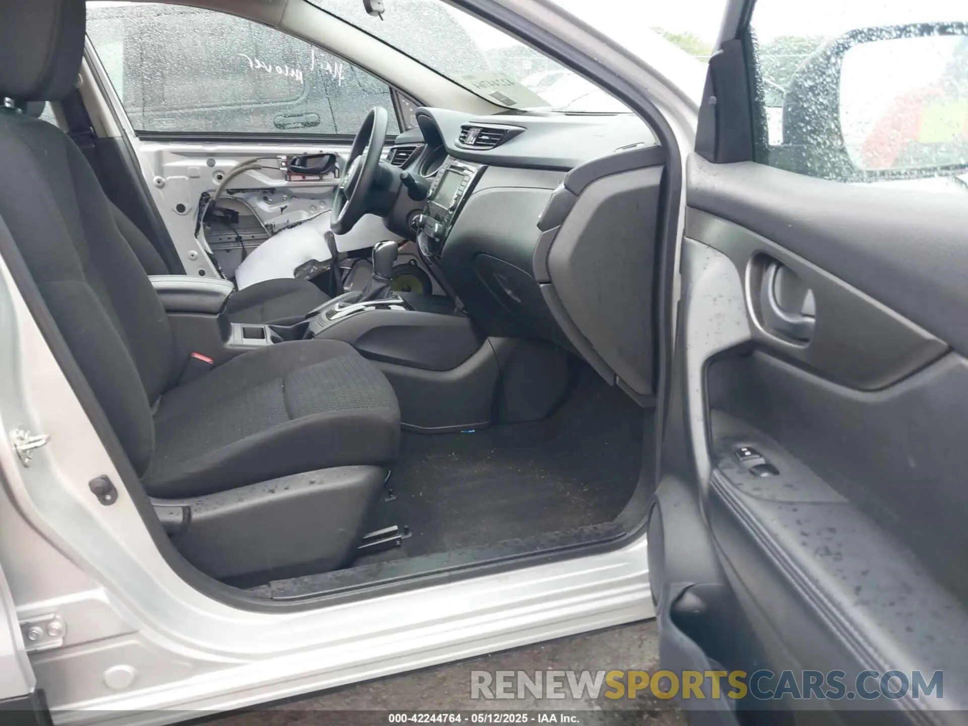 5 fotografías del automóvil dañado JN1BJ1AW3MW665169 NISSAN ROGUE SPORT 2021
