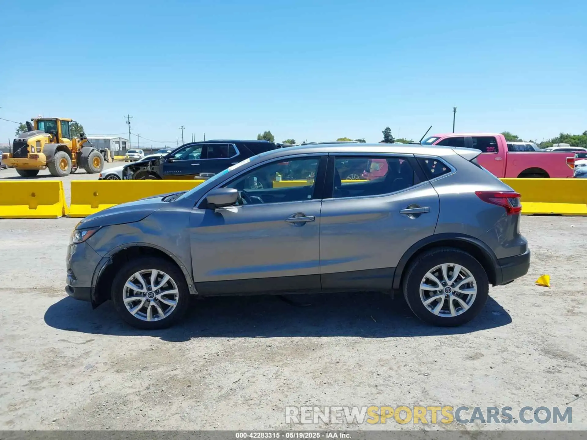 14 fotografías del automóvil dañado JN1BJ1AW5MW660443 NISSAN ROGUE SPORT 2021