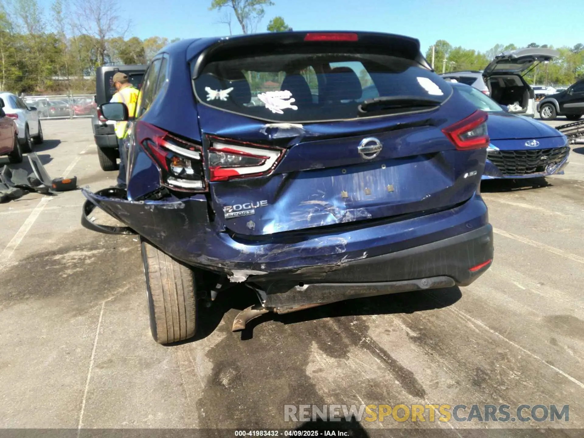 6 fotografías del automóvil dañado JN1BJ1AW6MW429079 NISSAN ROGUE SPORT 2021