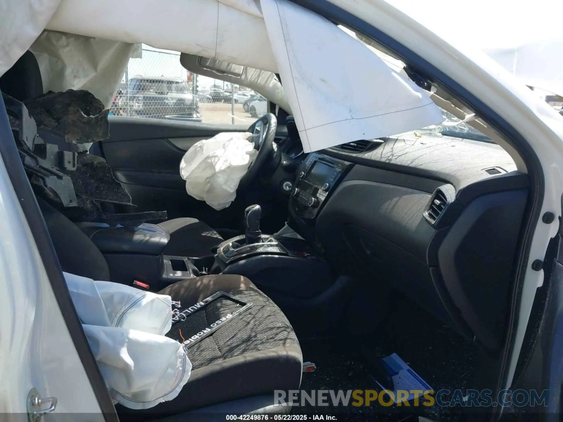 5 fotografías del automóvil dañado JN1BJ1AW6MW438560 NISSAN ROGUE SPORT 2021