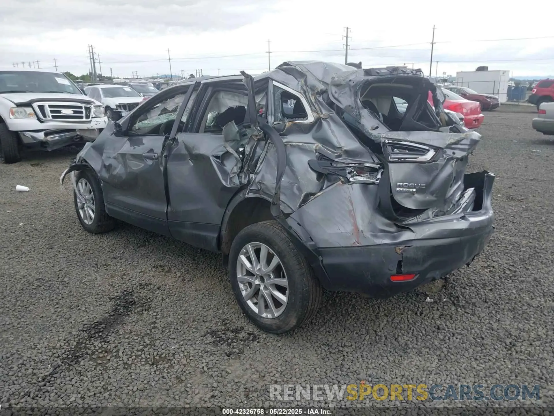 3 fotografías del automóvil dañado JN1BJ1AW7MW661397 NISSAN ROGUE SPORT 2021