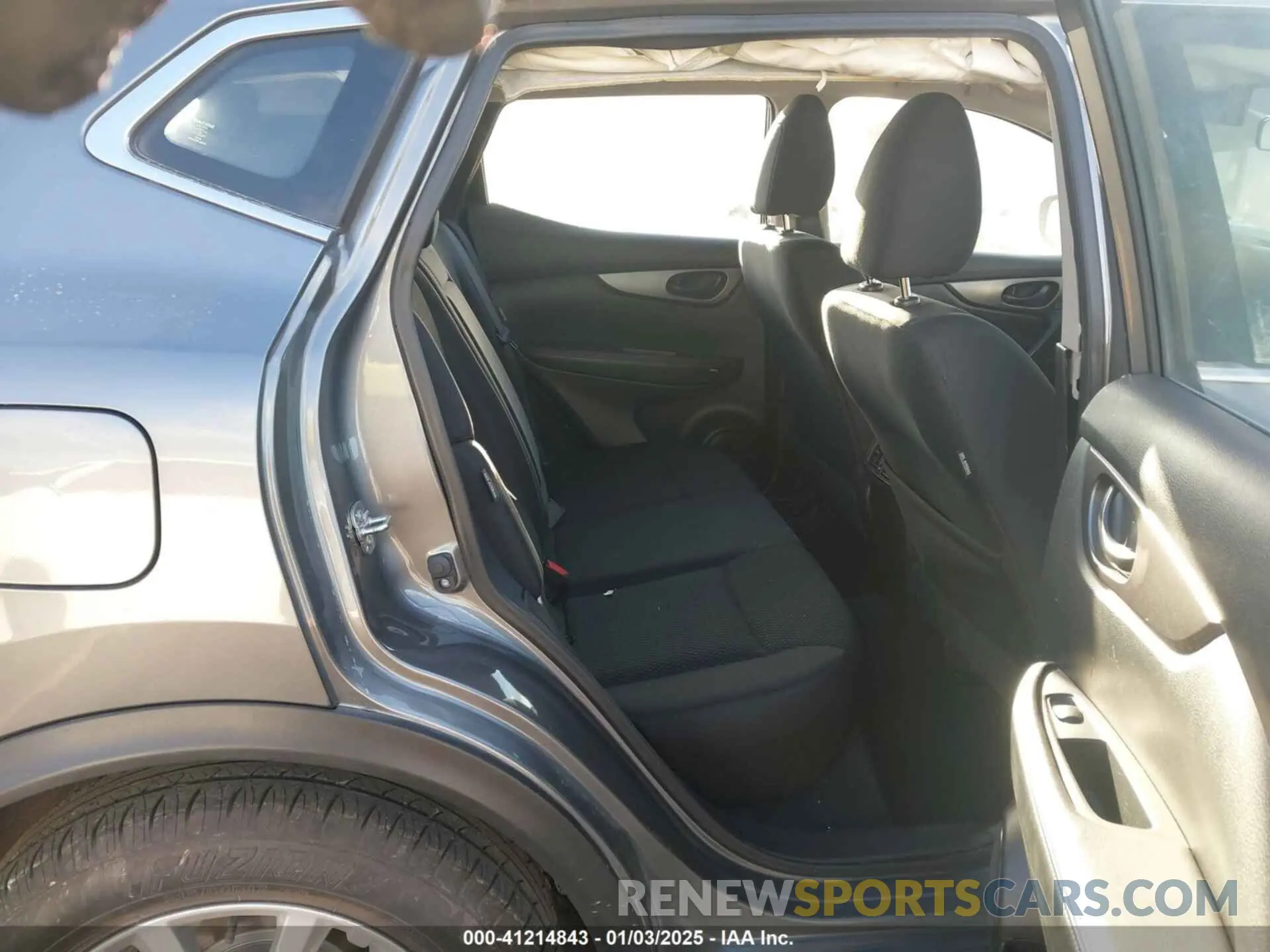 8 fotografías del automóvil dañado JN1BJ1AW9MW664026 NISSAN ROGUE SPORT 2021