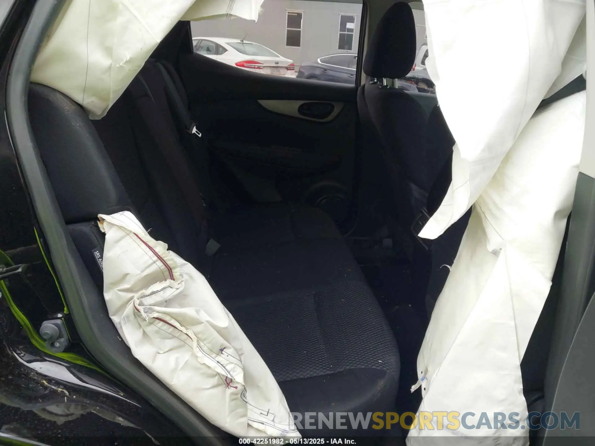 8 fotografías del automóvil dañado JN1BJ1AW9MW669548 NISSAN ROGUE SPORT 2021