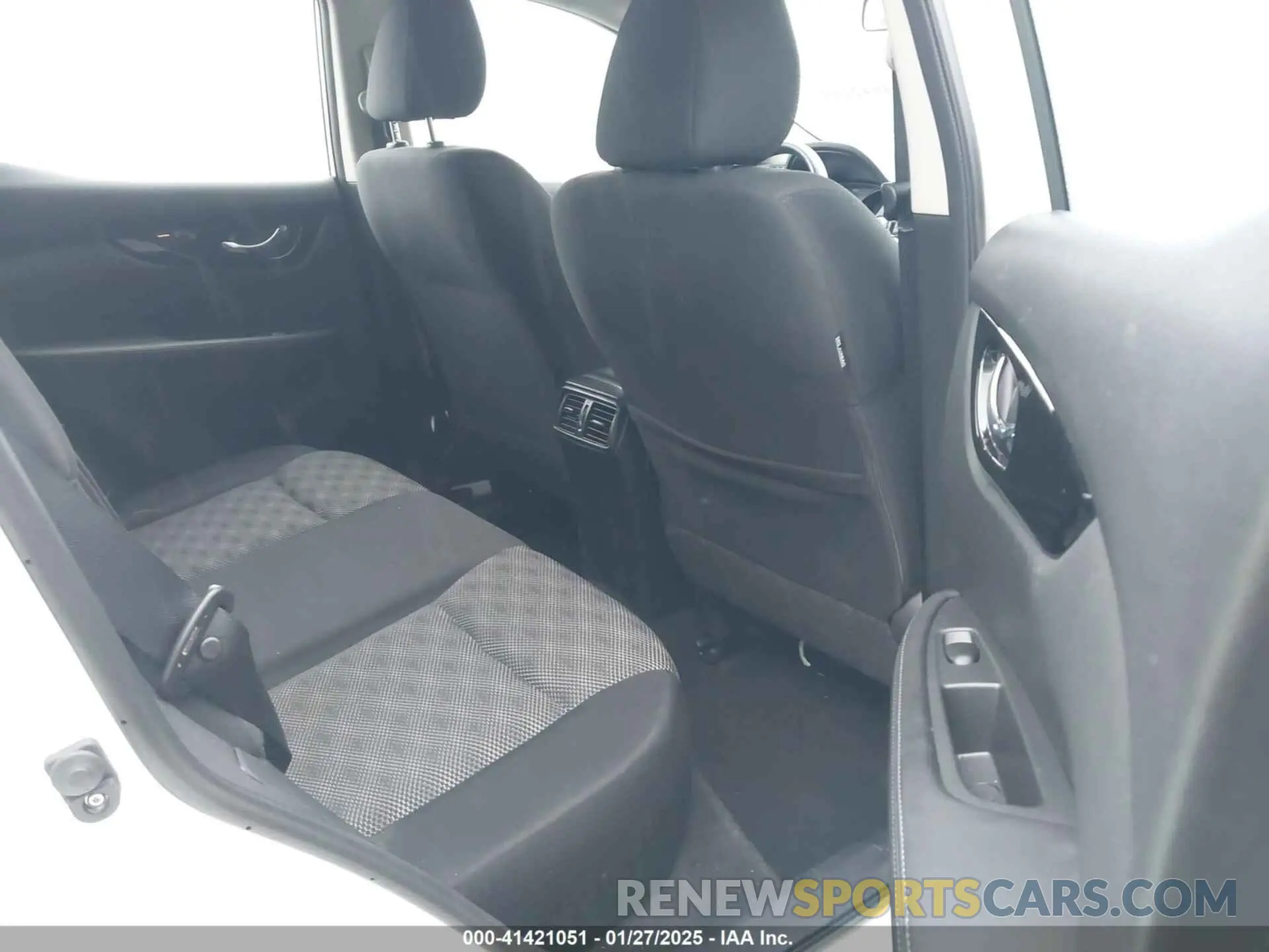 8 fotografías del automóvil dañado JN1BJ1BV2MW318714 NISSAN ROGUE SPORT 2021