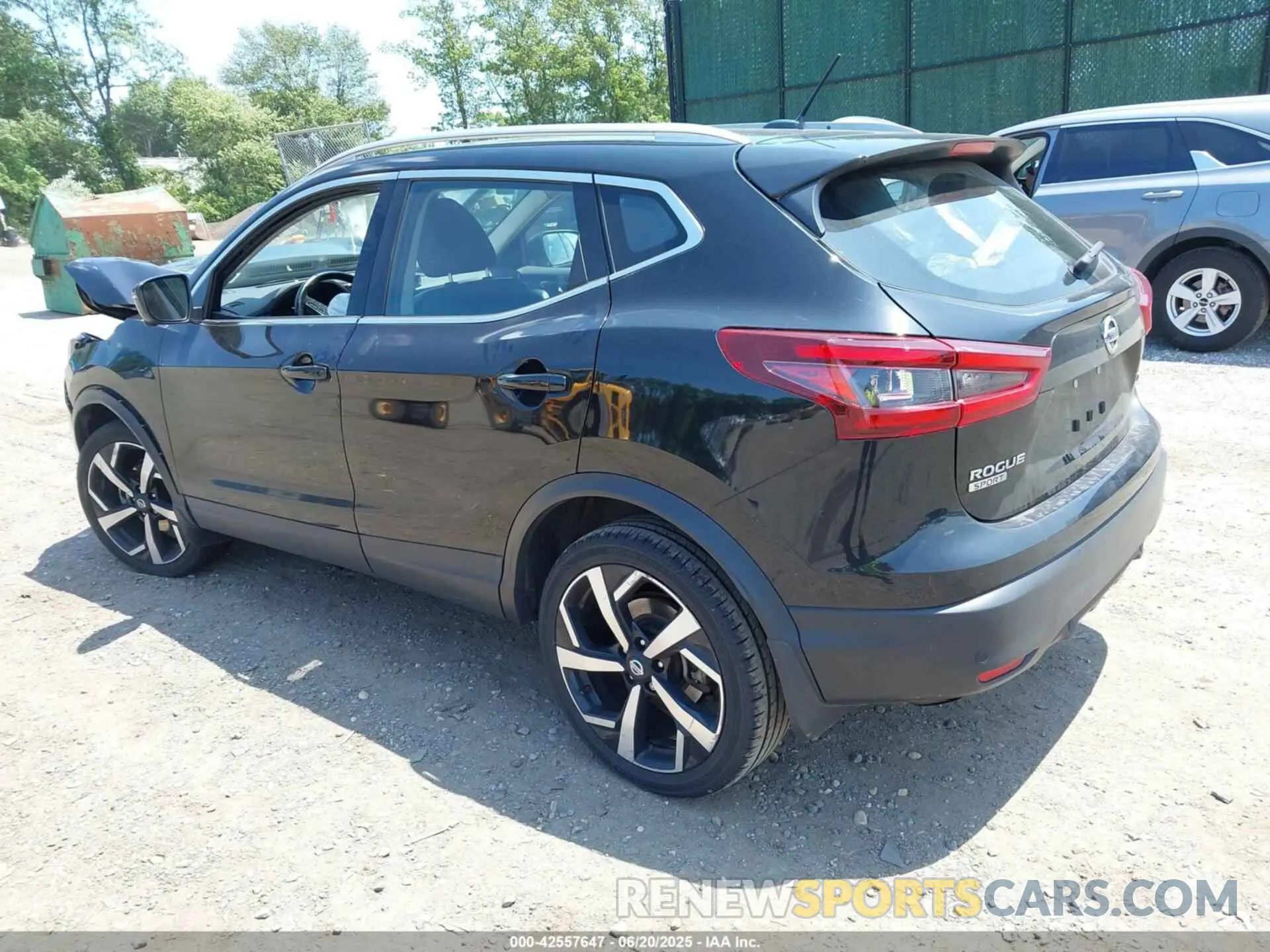 3 fotografías del automóvil dañado JN1BJ1CW0MW421105 NISSAN ROGUE SPORT 2021