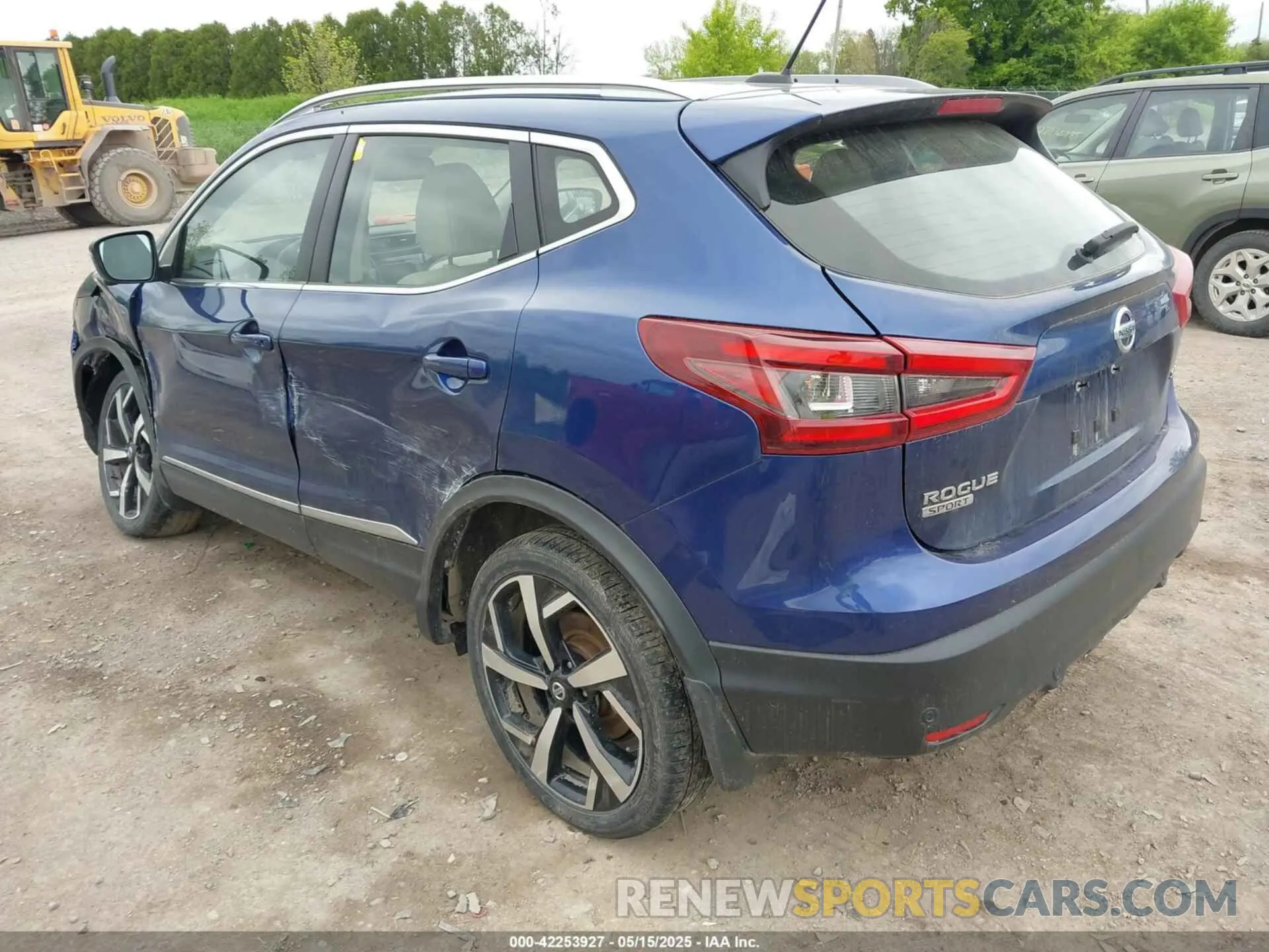 3 fotografías del automóvil dañado JN1BJ1CW3MW424600 NISSAN ROGUE SPORT 2021