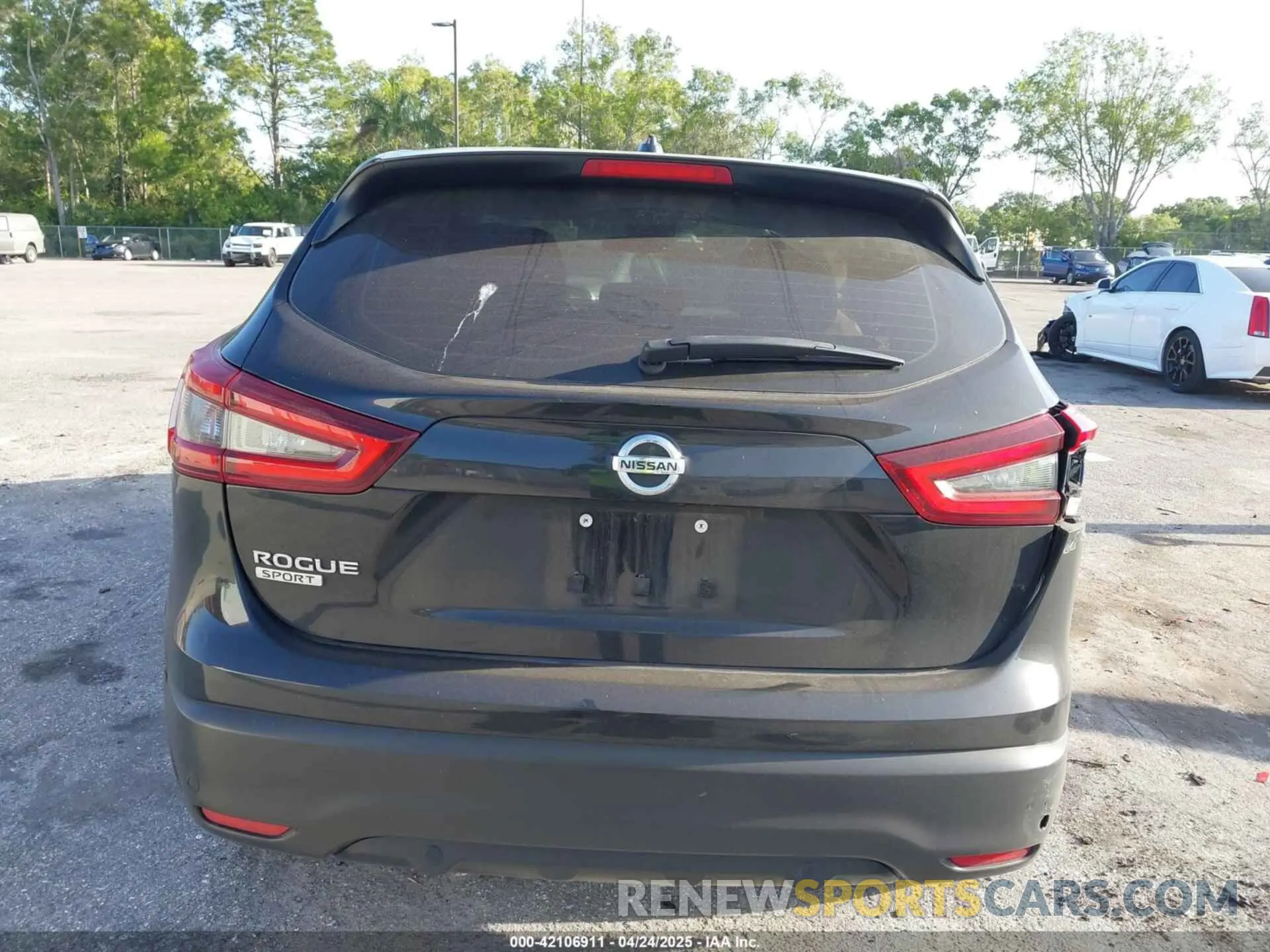 16 fotografías del automóvil dañado JN1BJ1AV7NW340713 NISSAN ROGUE SPORT 2022