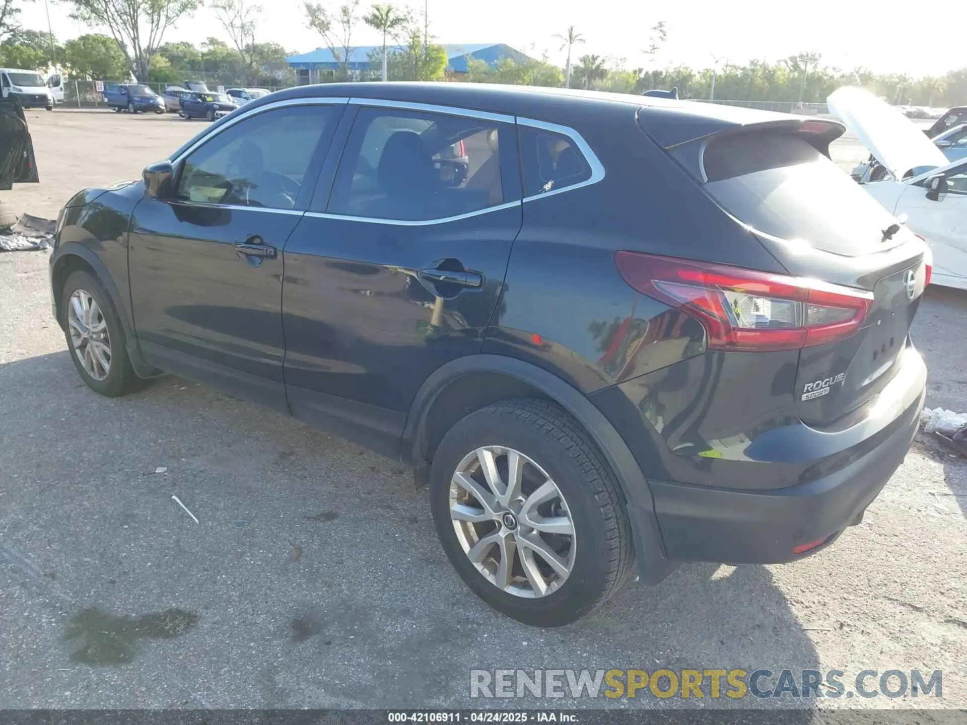 3 fotografías del automóvil dañado JN1BJ1AV7NW340713 NISSAN ROGUE SPORT 2022