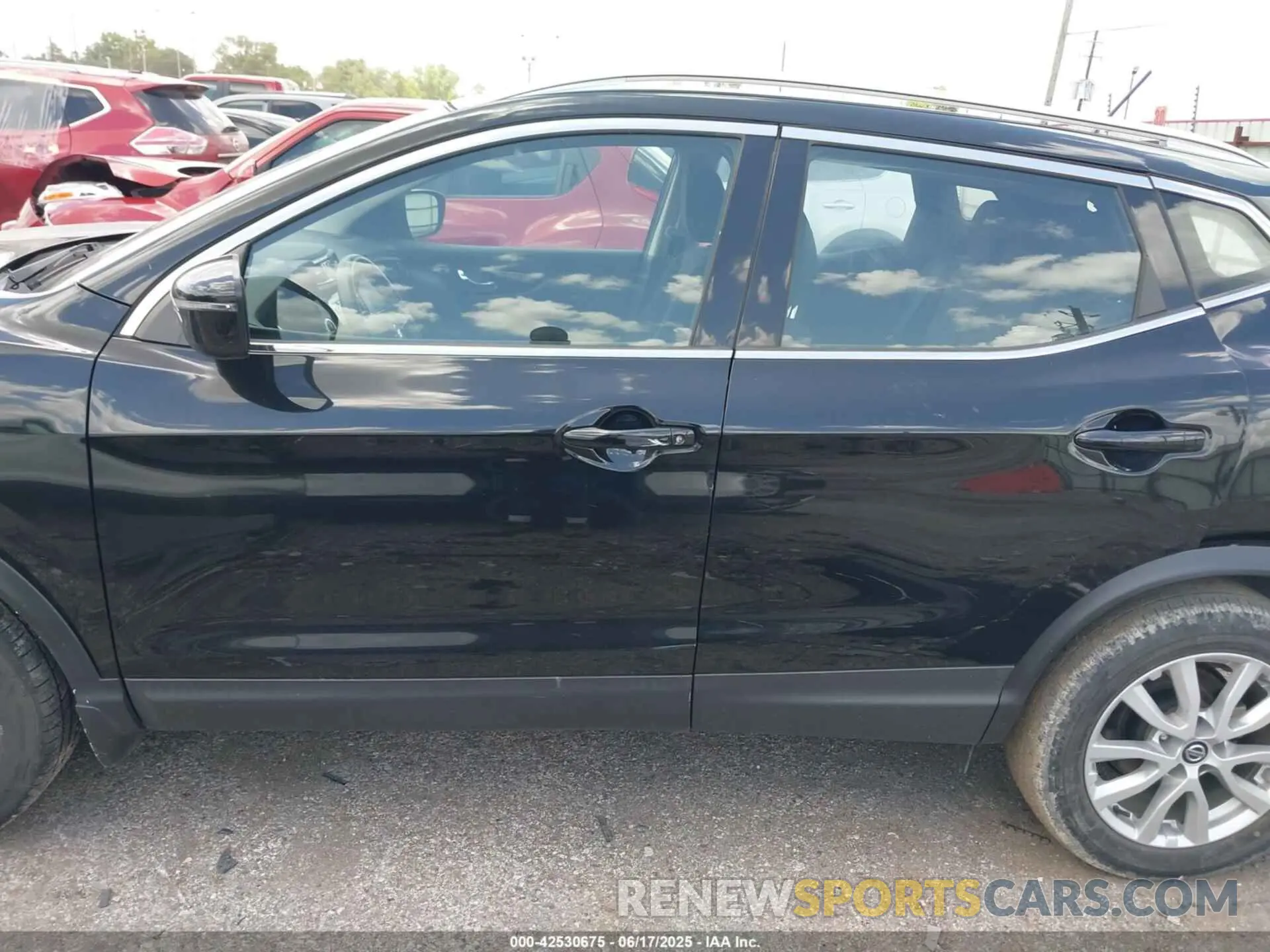 14 fotografías del automóvil dañado JN1BJ1BV7NW348910 NISSAN ROGUE SPORT 2022