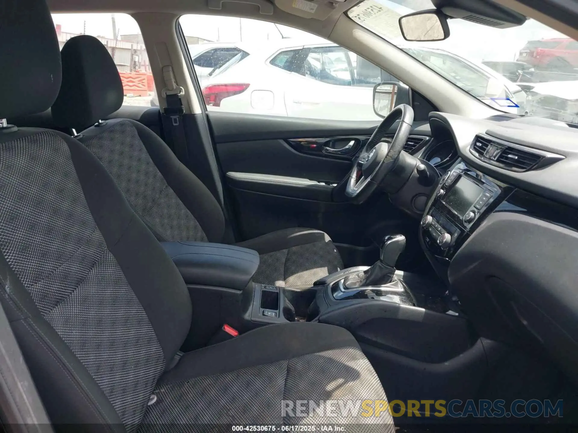 5 fotografías del automóvil dañado JN1BJ1BV7NW348910 NISSAN ROGUE SPORT 2022