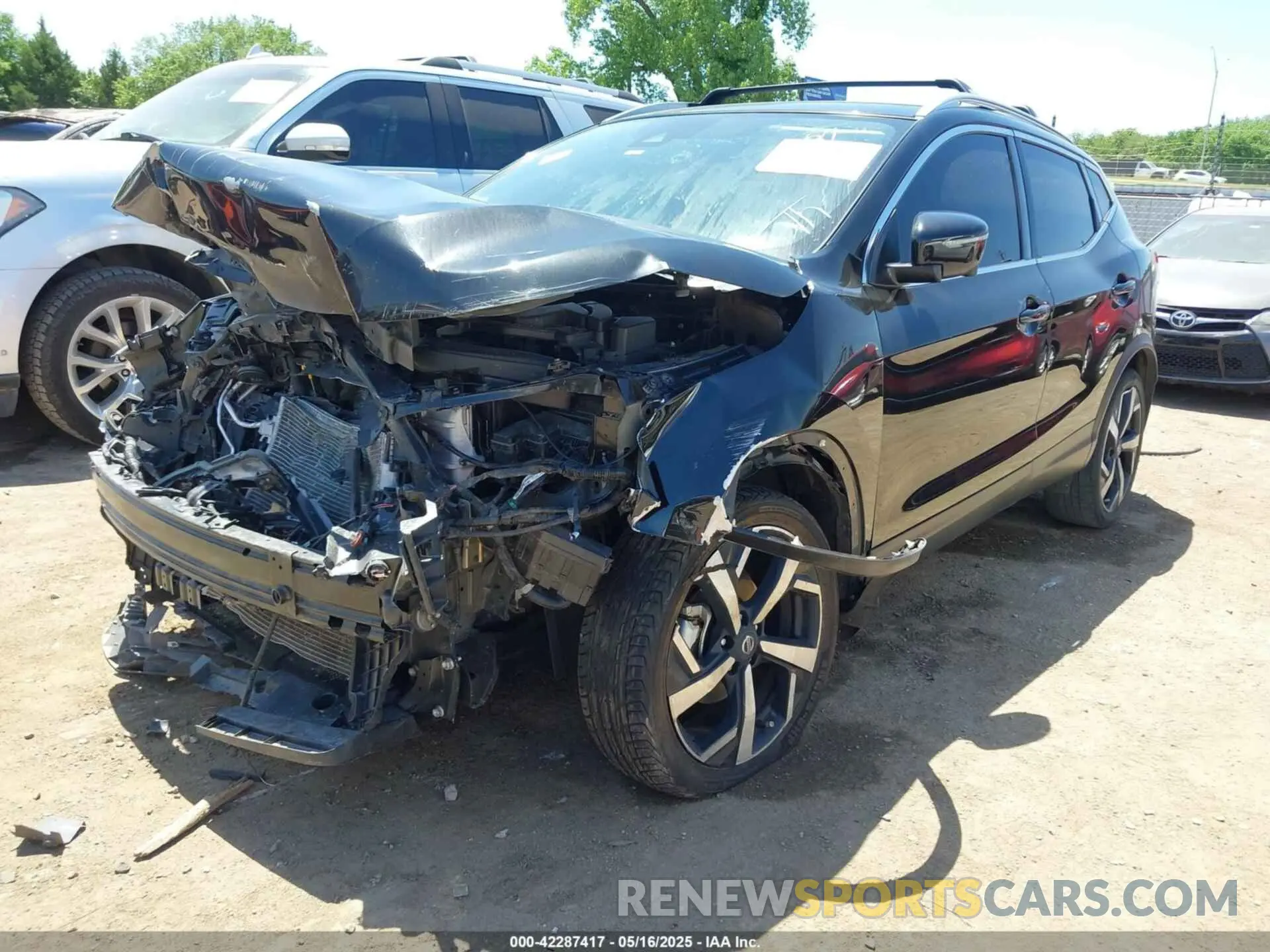 2 fotografías del automóvil dañado JN1BJ1CV9NW352195 NISSAN ROGUE SPORT 2022