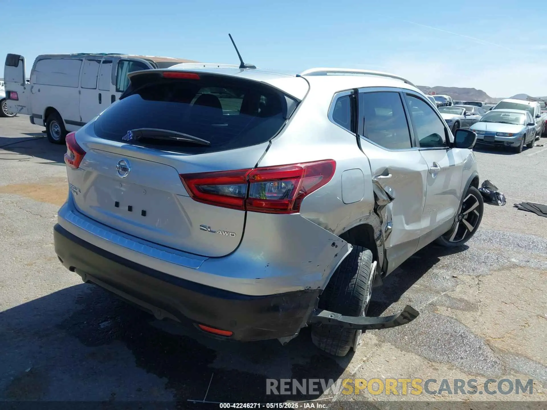 4 fotografías del automóvil dañado JN1BJ1CW4NW486511 NISSAN ROGUE SPORT 2022