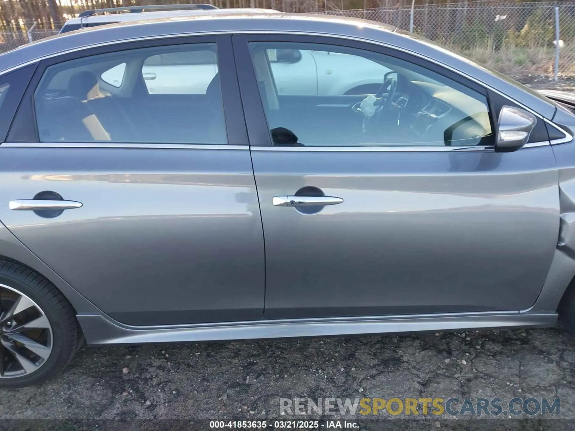 14 fotografías del automóvil dañado 3N1AB7AP0KY222701 NISSAN SENTRA 2019