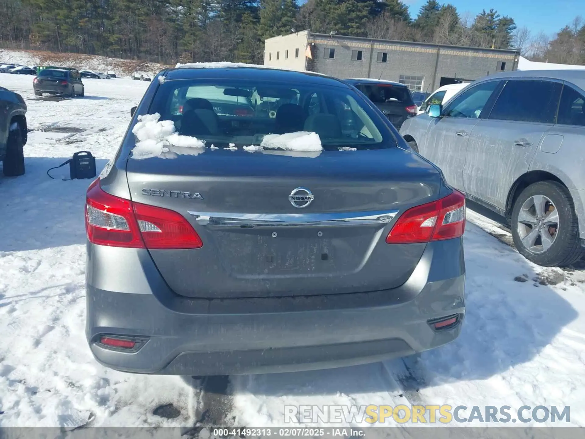 16 fotografías del automóvil dañado 3N1AB7AP0KY241667 NISSAN SENTRA 2019